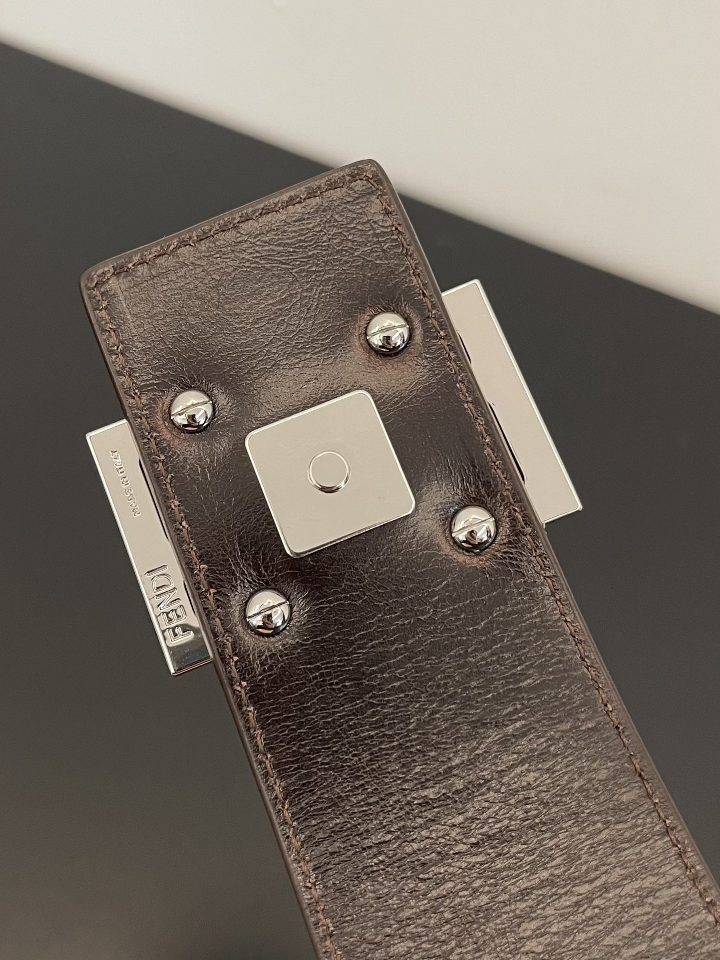 F**di vintage handbags-21x10x14cm