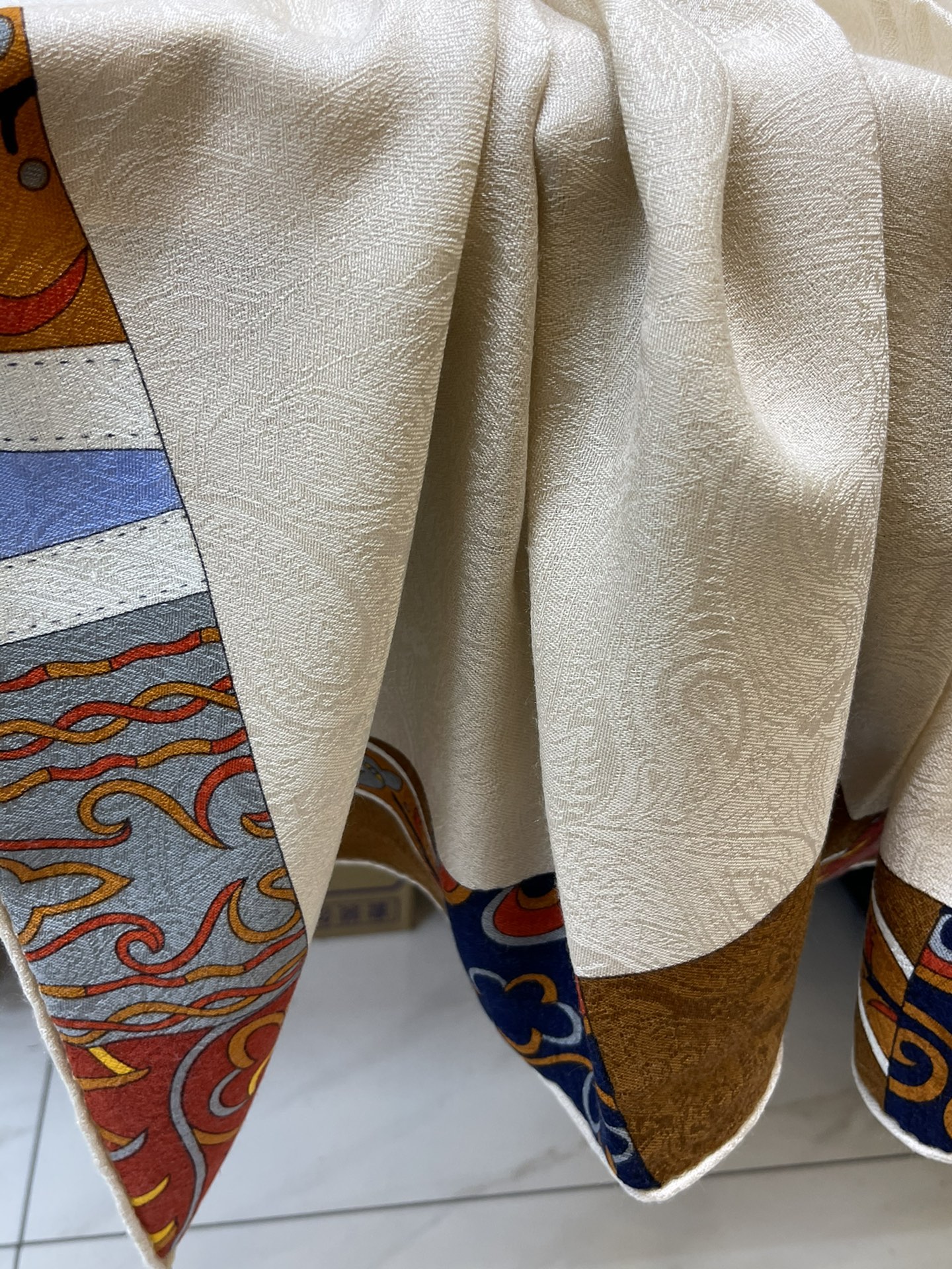 H**mes square towel-140*140cm