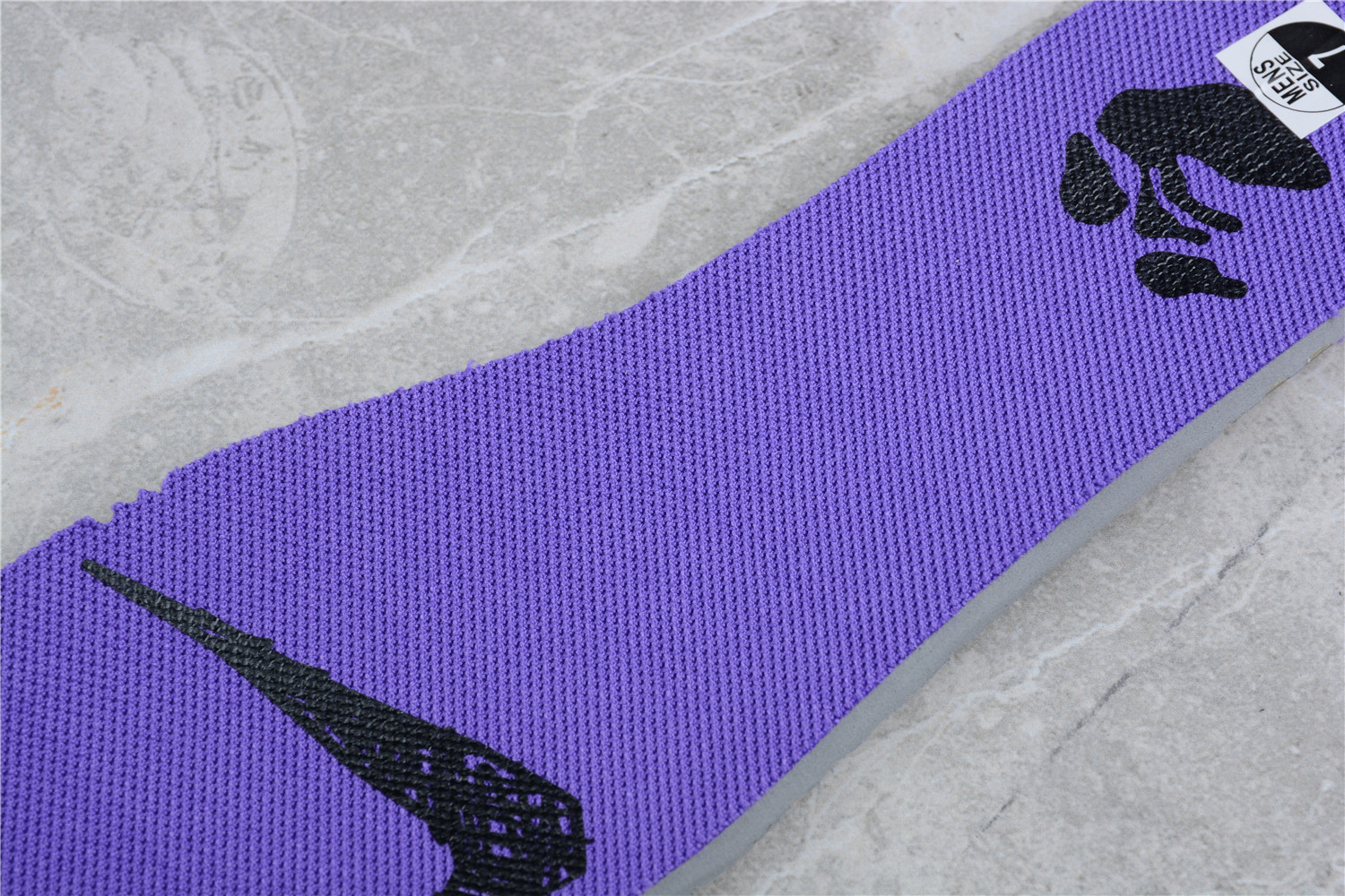 Nike SB Dunk OFF-WHITE DM1602-111