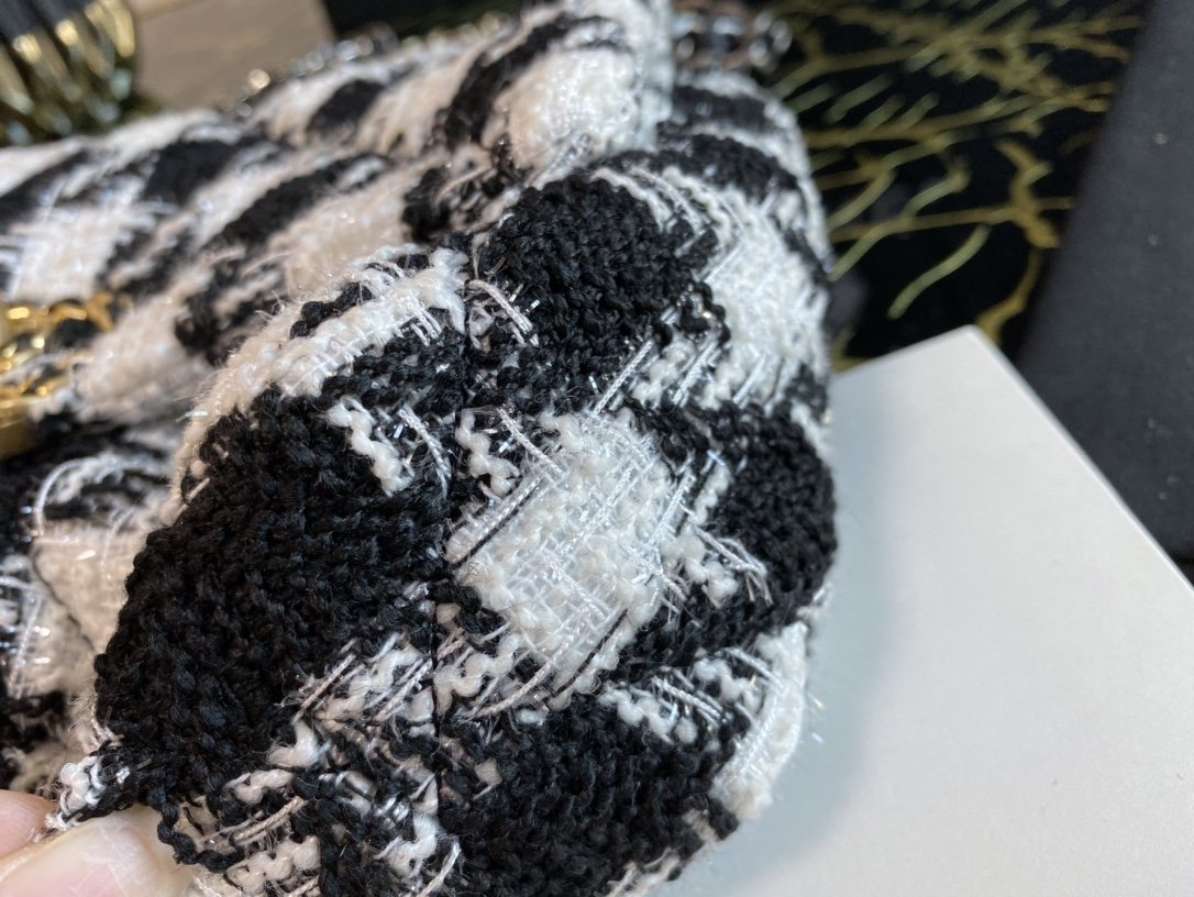 Ch@nel 19 Flap Bag-26CM