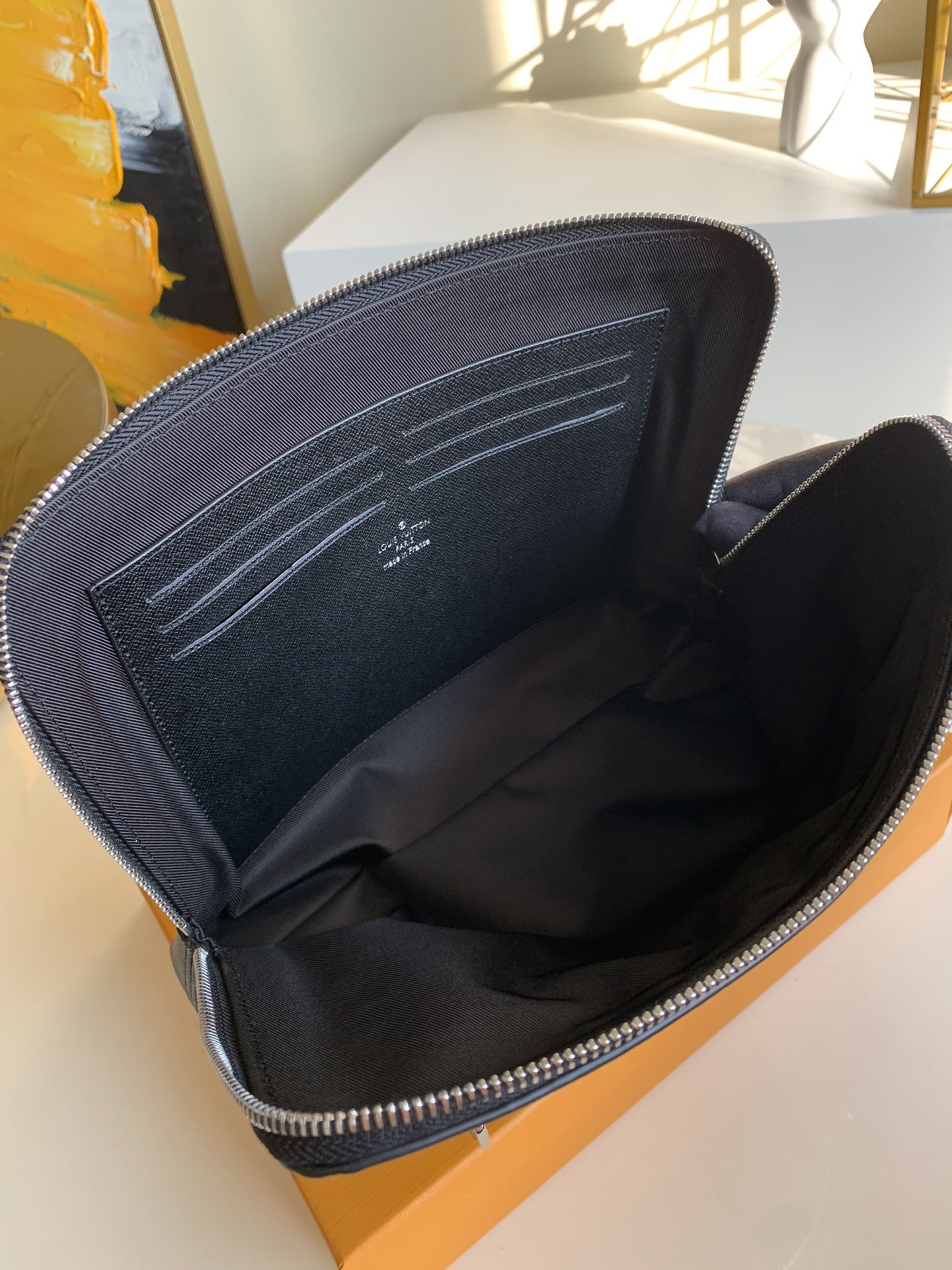 l0*is V*t0n new pouch-21*27*5cm