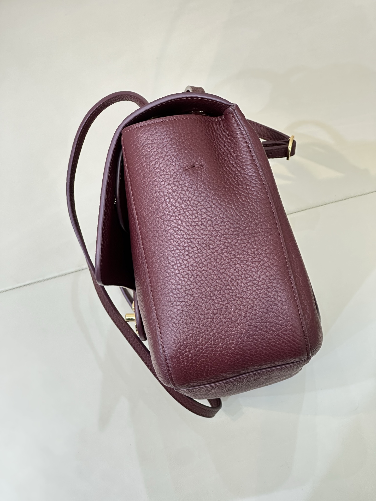 Cha*nel Grained Calfskin Small Souplissimo Maxi Flap-32CM
