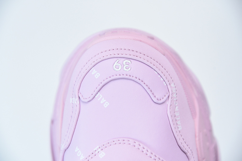 Ba*len*cia*ga triple s