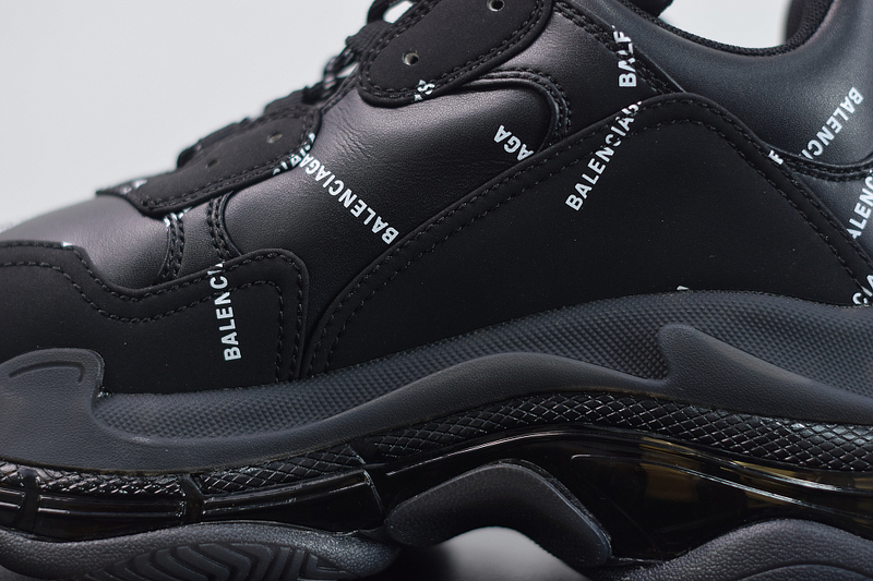 Ba*len*cia*ga triple s