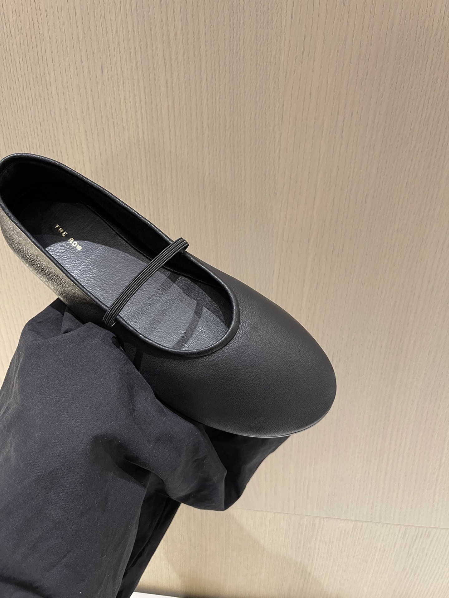 T*e R0w ballet single shoes