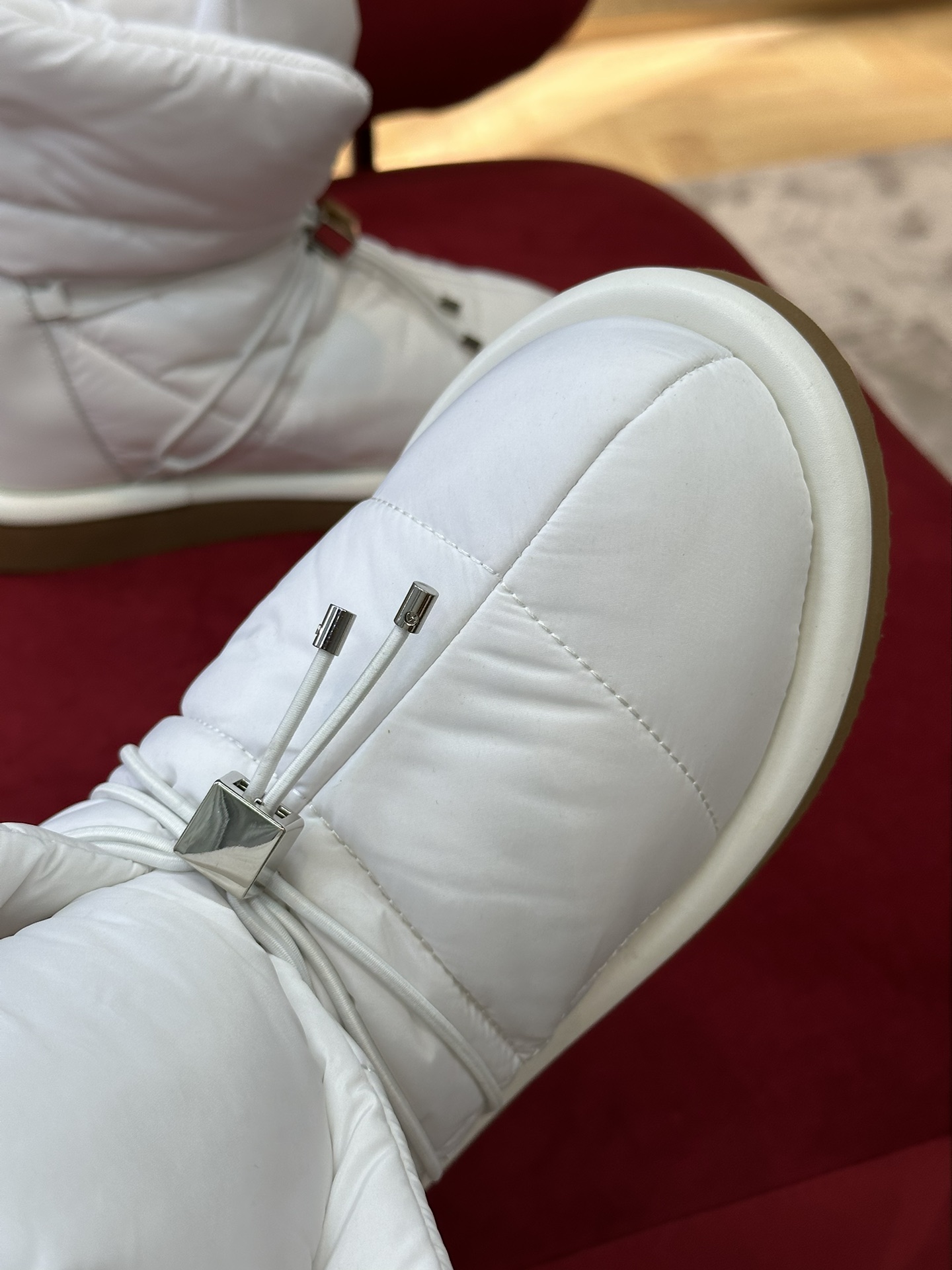 Va1e*ntin0 boots(eu35-42)