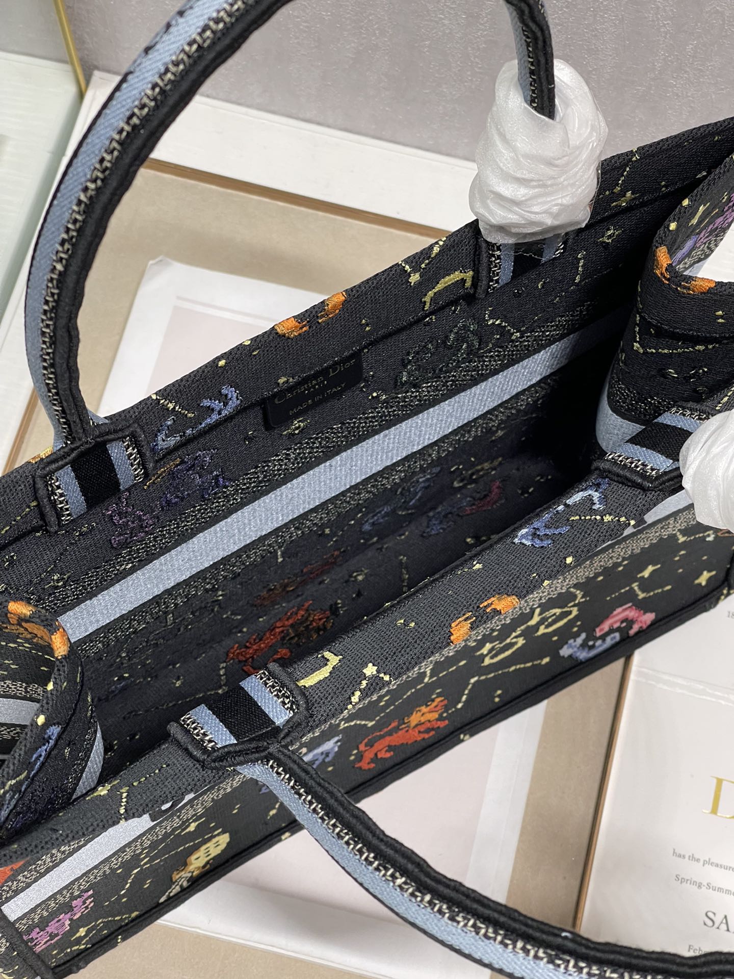 D*or small book tote-36.5cm