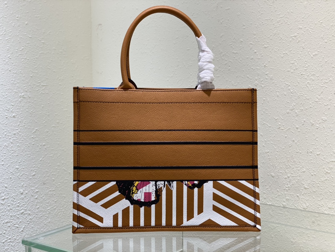 D*or small book tote-36.5cm