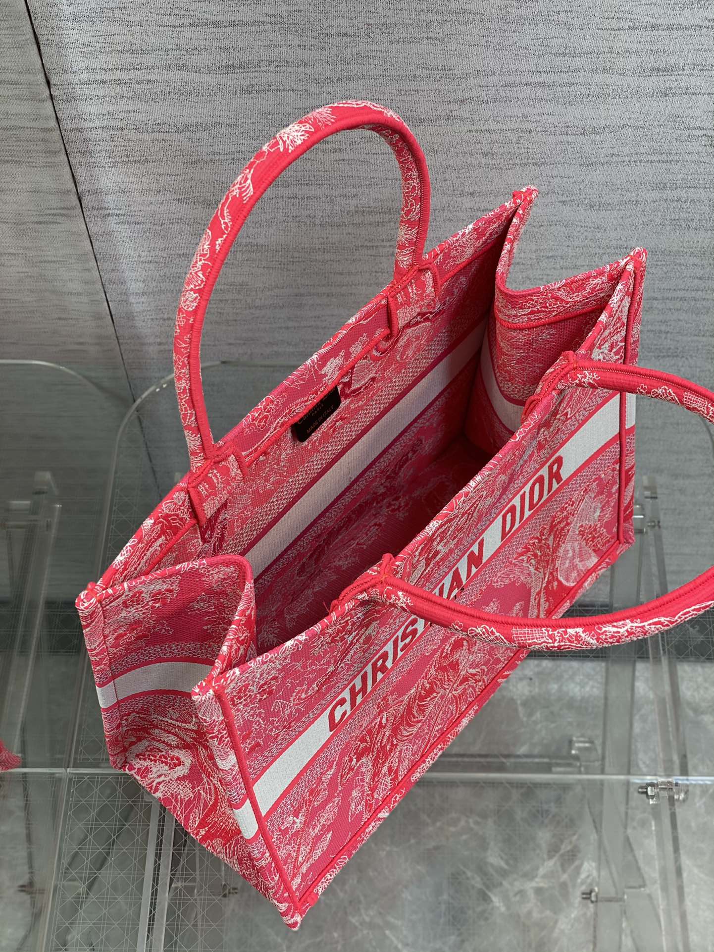 D*or small book tote-36.5cm