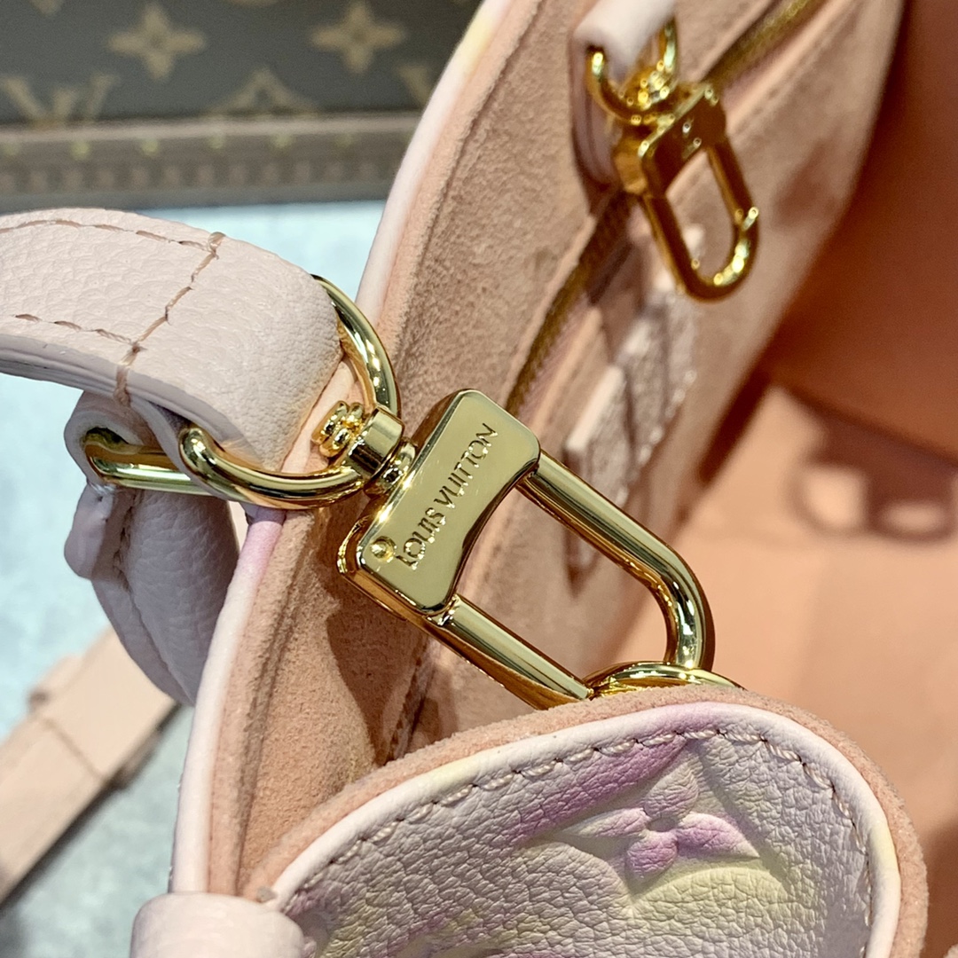 l0*is V*t0n onthego handbag-25*19*11.5 cm