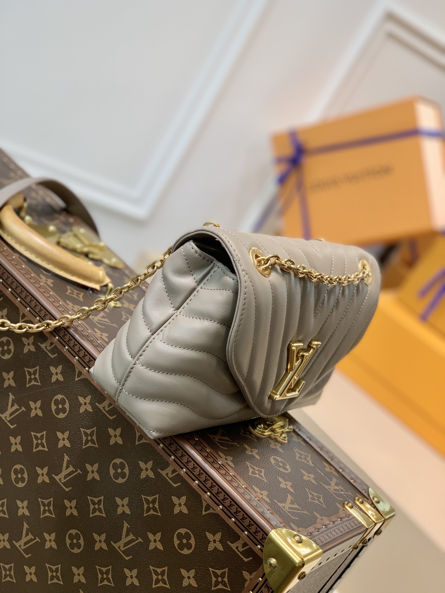 l0*is V*t0n new wave bag-24x14x9cm