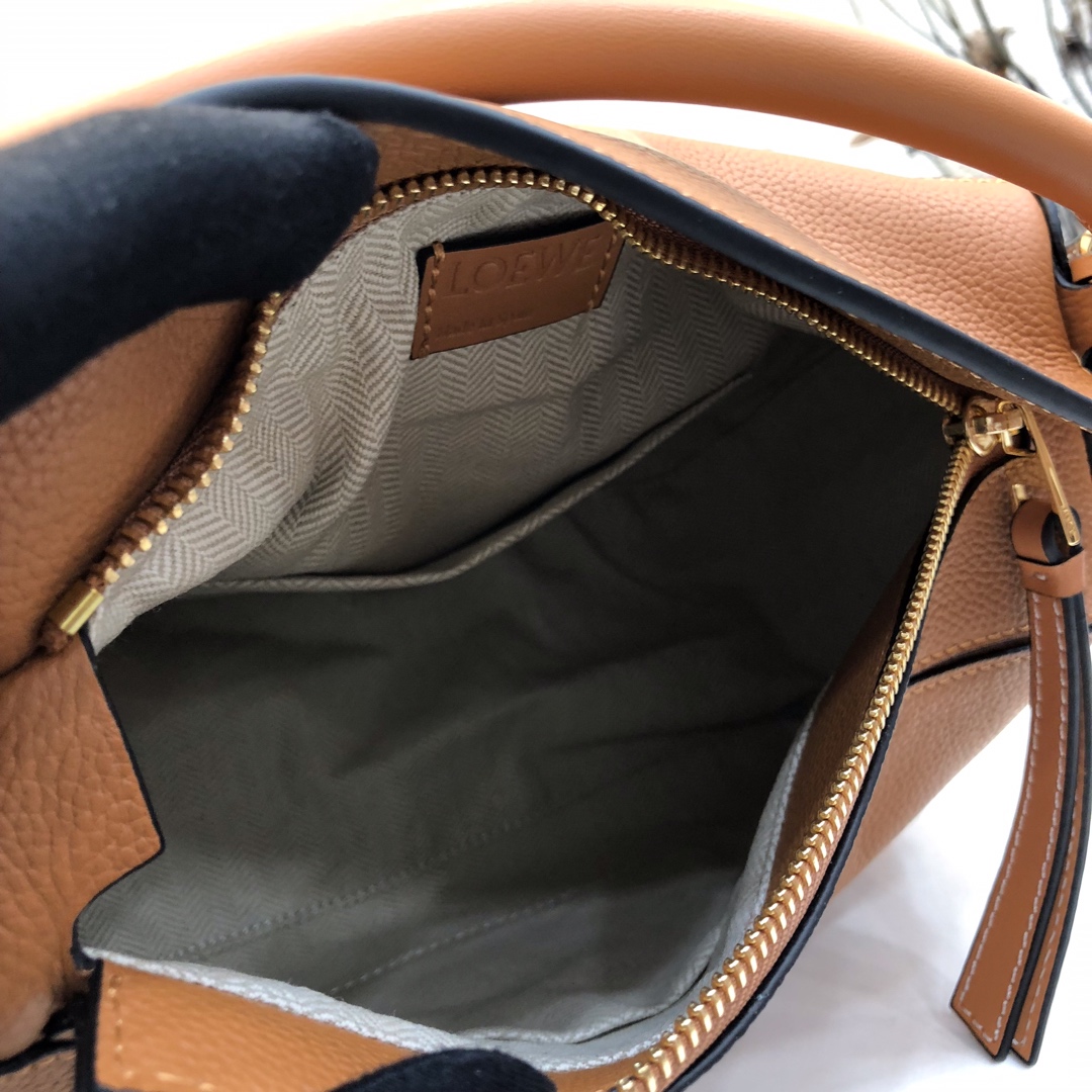 L0ew* puzzle small bag-24*10*14cm