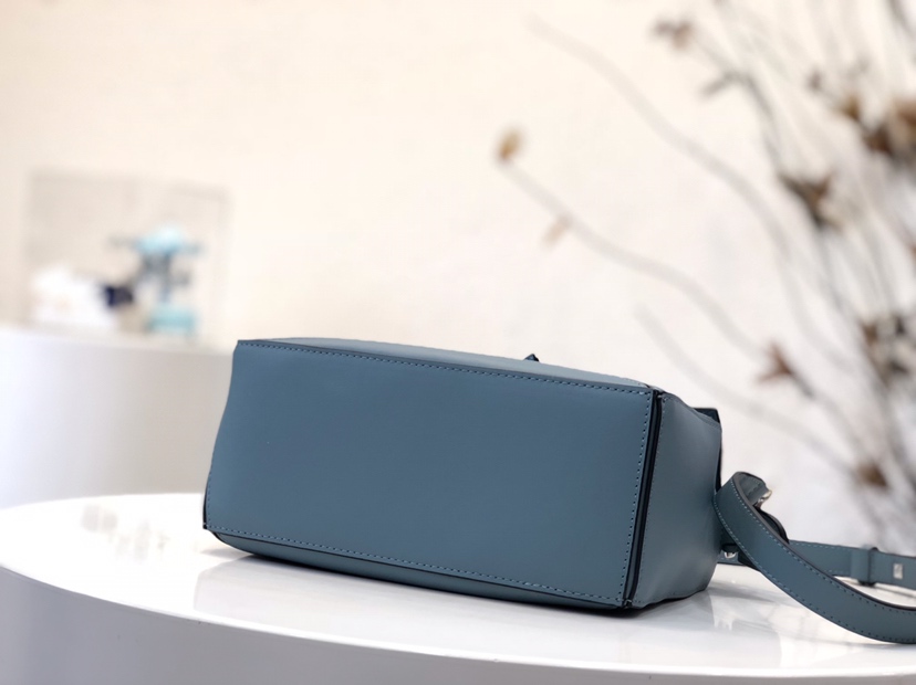 L0ew* puzzle small bag-24*10*14cm