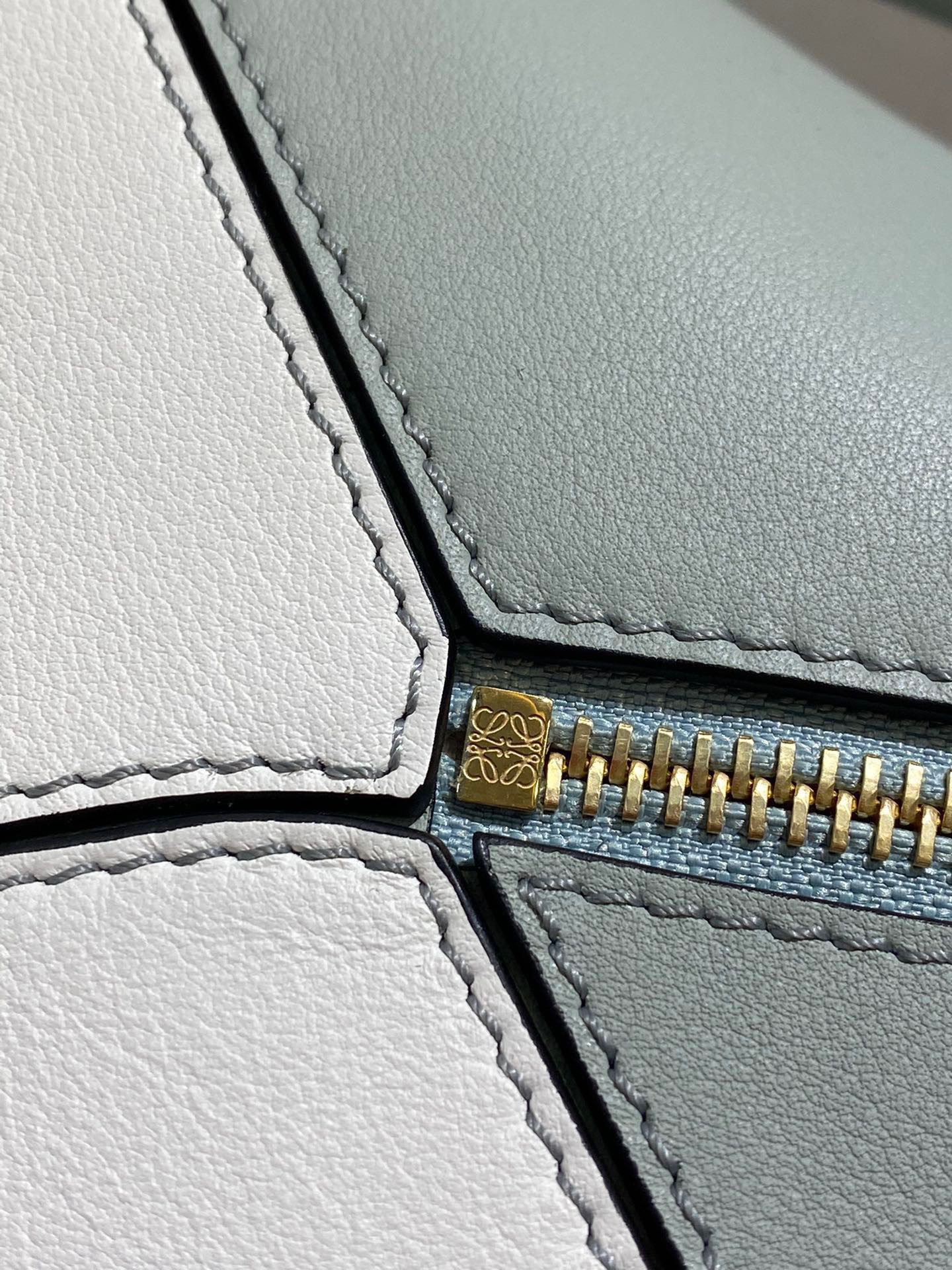 L0ew* puzzle small bag-24*10*14cm