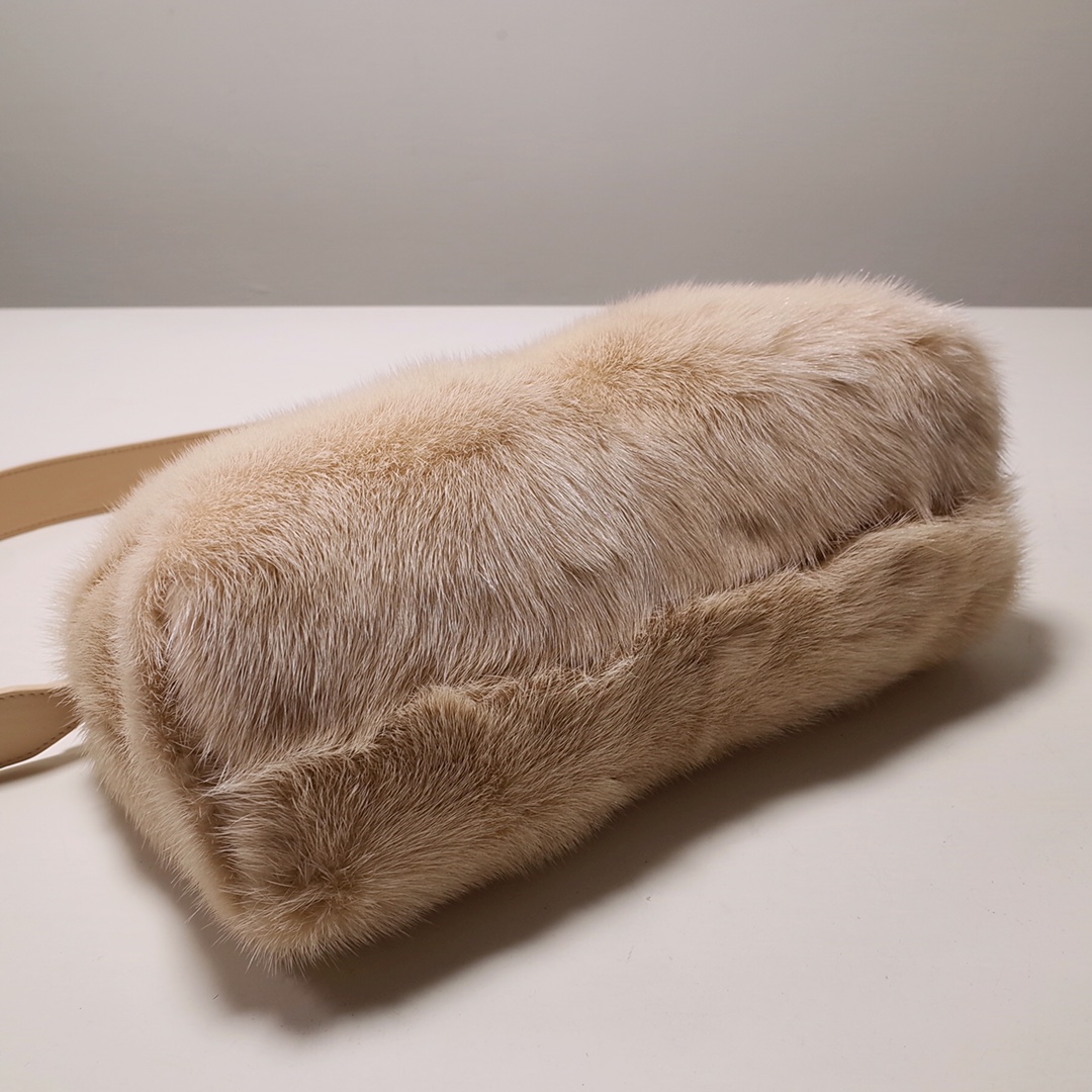 F**di first bag-32.5*15*23.5