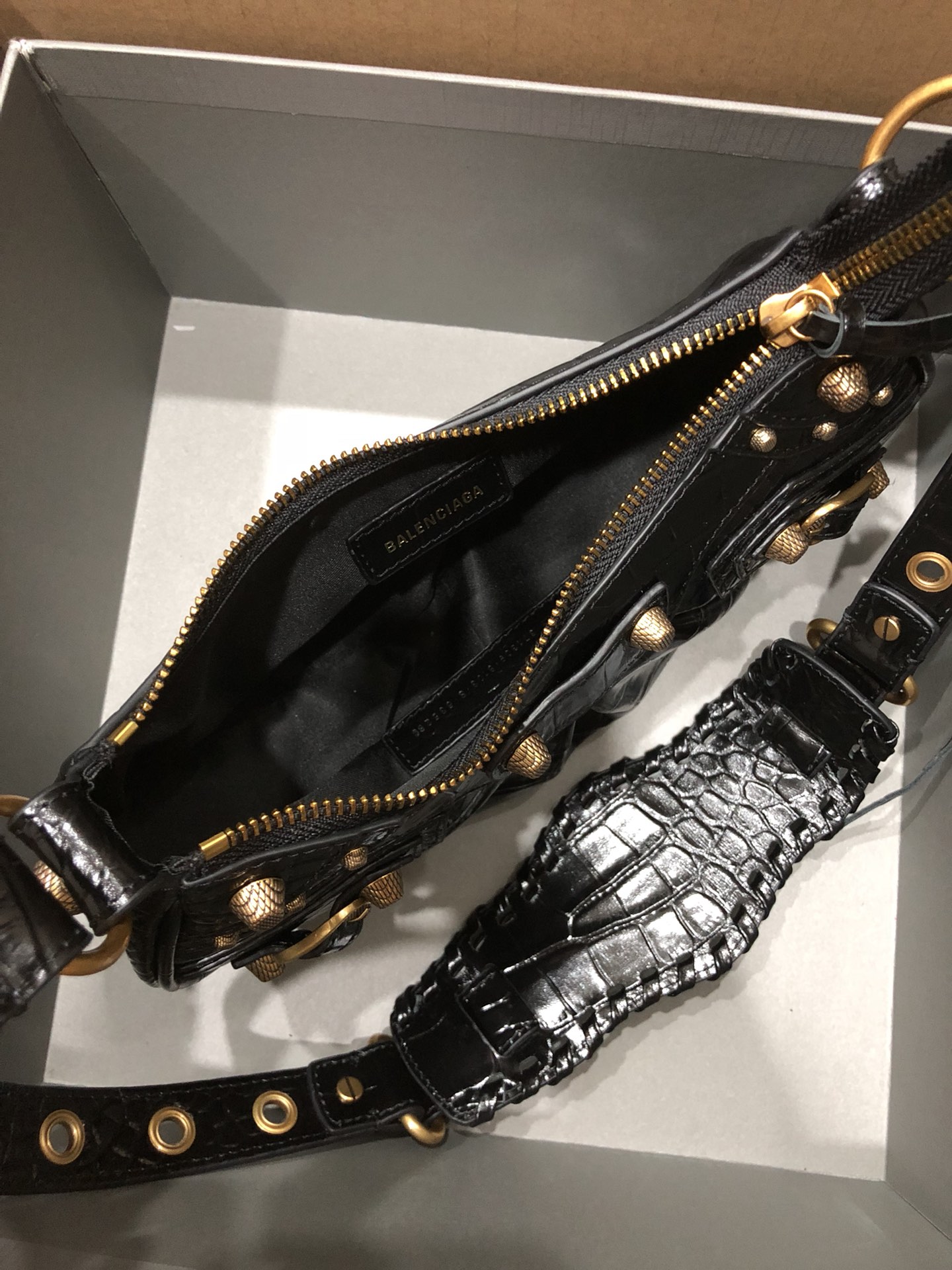 Balenciag Le Cagole Handbags-26*16*10CM