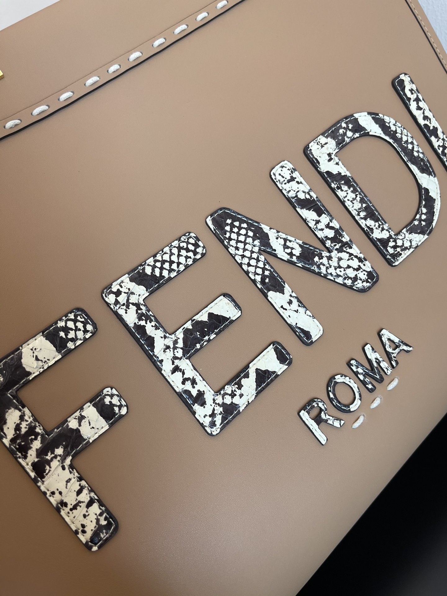 F**di vintage handbags-35x17x31cm