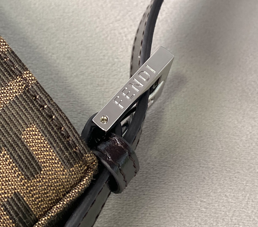 F**di vintage handbags-28×4×24cm