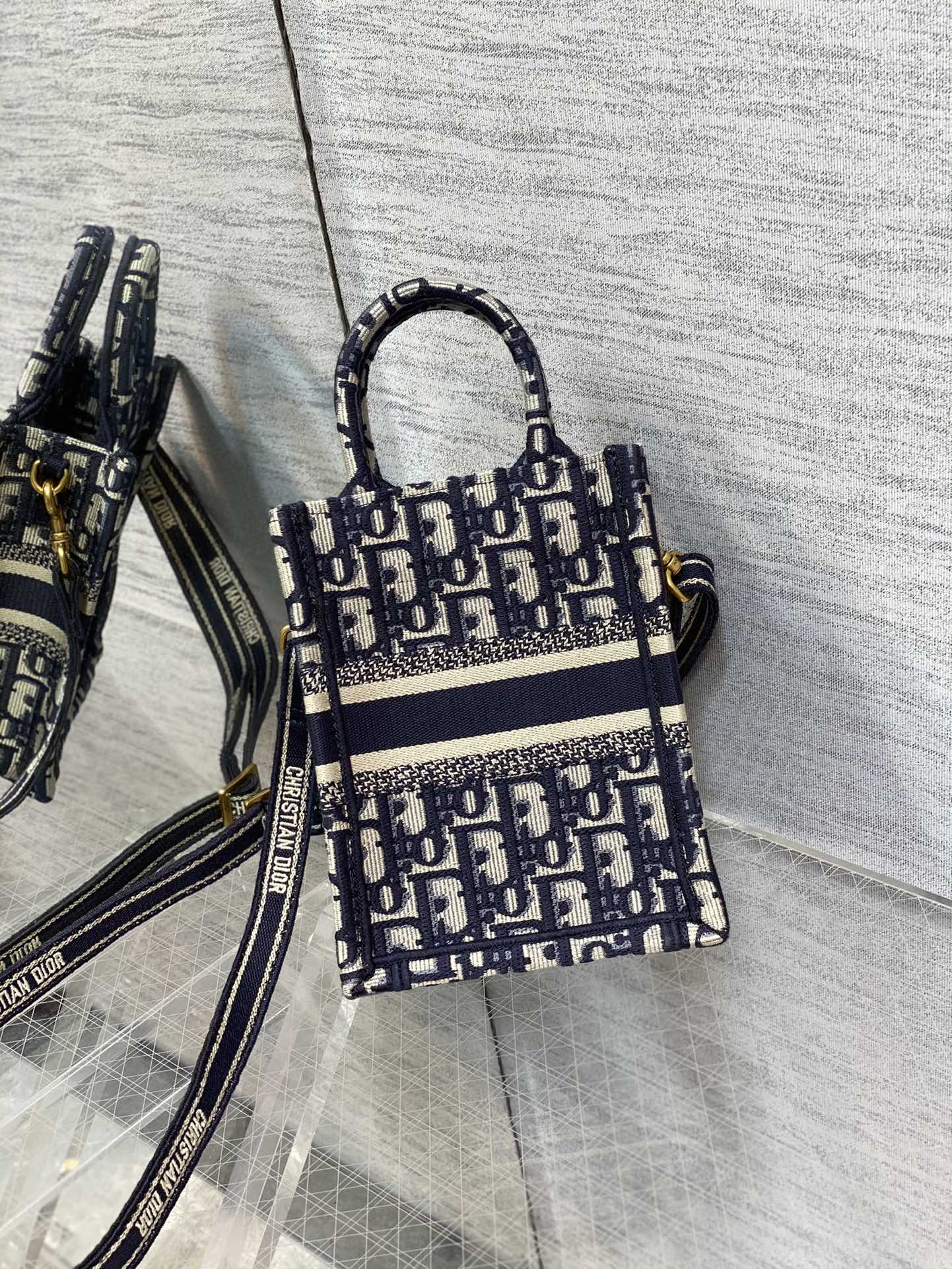 D*or mini book tote-13.5*5*18cm