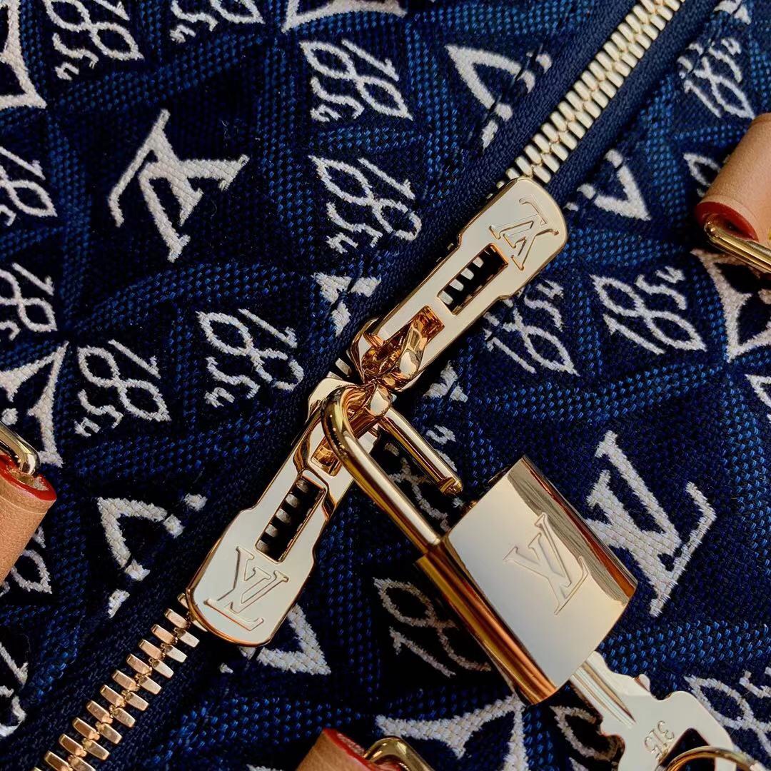 l0*is V*t0n since 1854 speedy 25-25*19*15cm