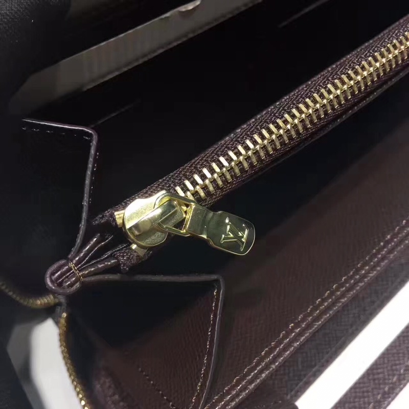 l0*is V*t0n zippy wallet-19*10*2cm