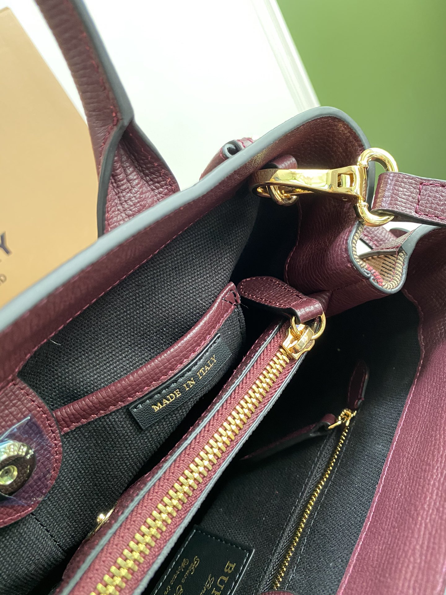 B**rry the banner-34*16*25cm