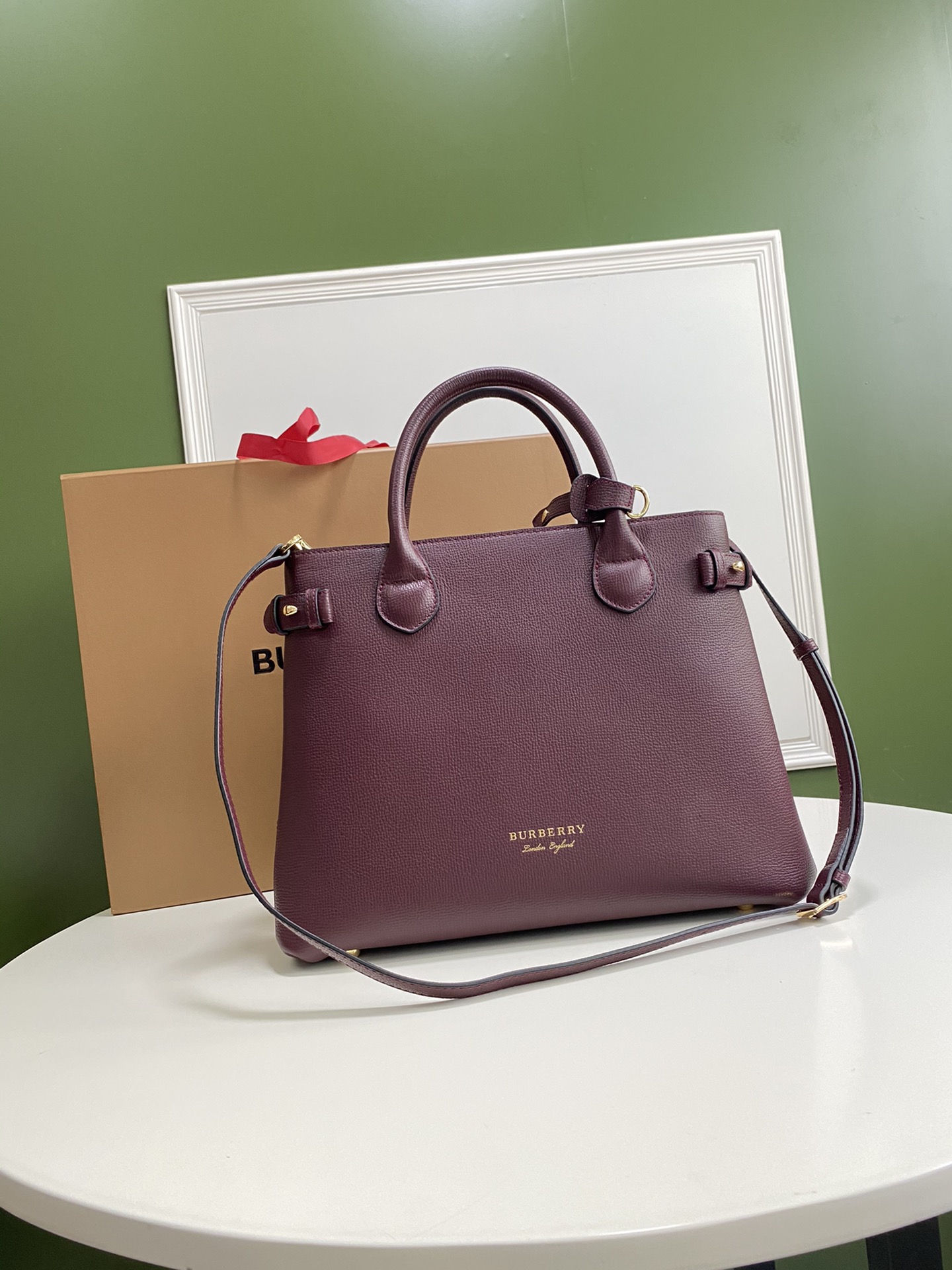 B**rry the banner-34*16*25cm