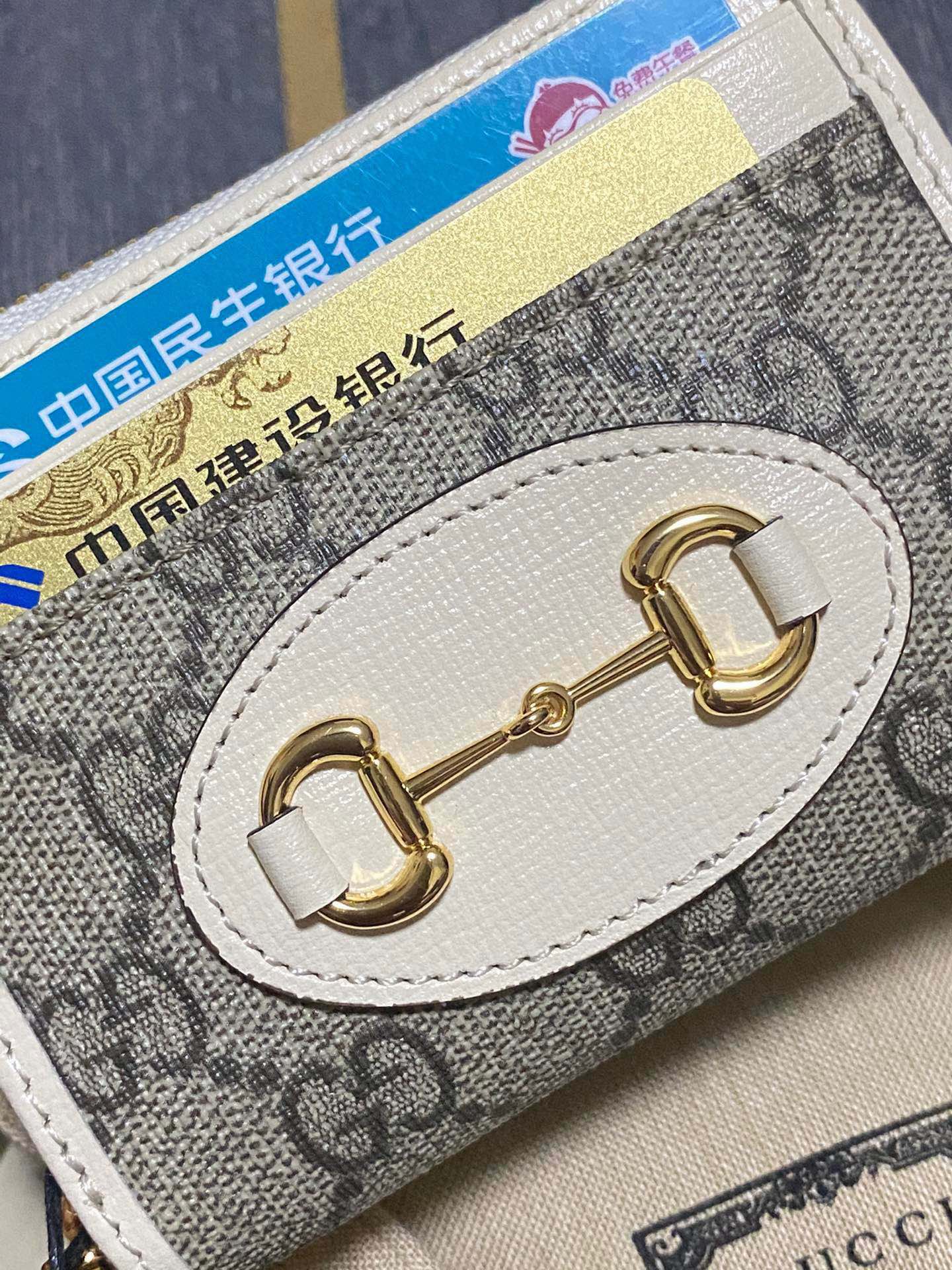 G*u*i wallet-11.5*8.5*3cm