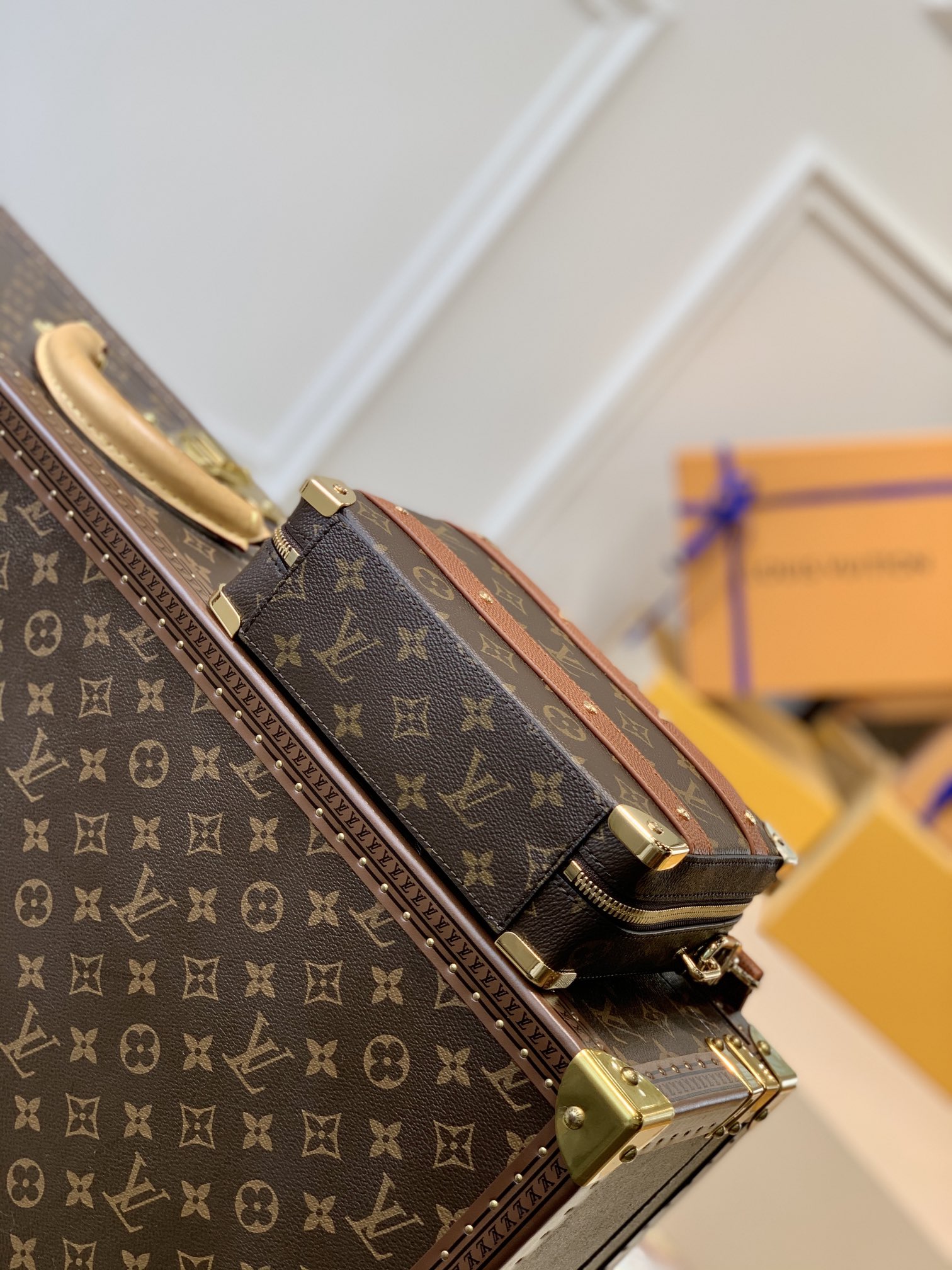 l0*is V*t0n nba handle trunk-21.5*15* 7m