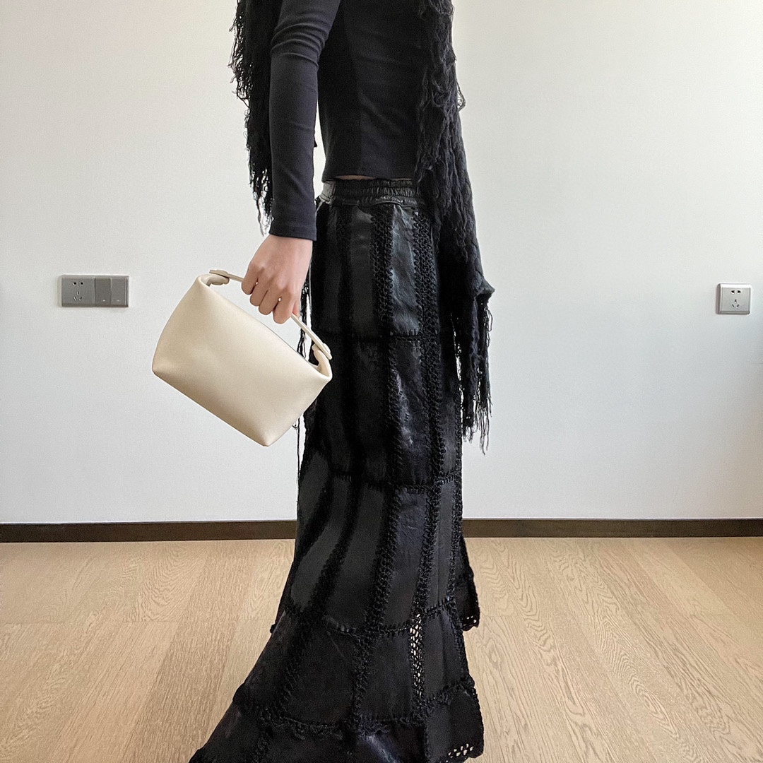 bo*te*ga ve*ne*ta T*e R0w bag-18*13*14cm