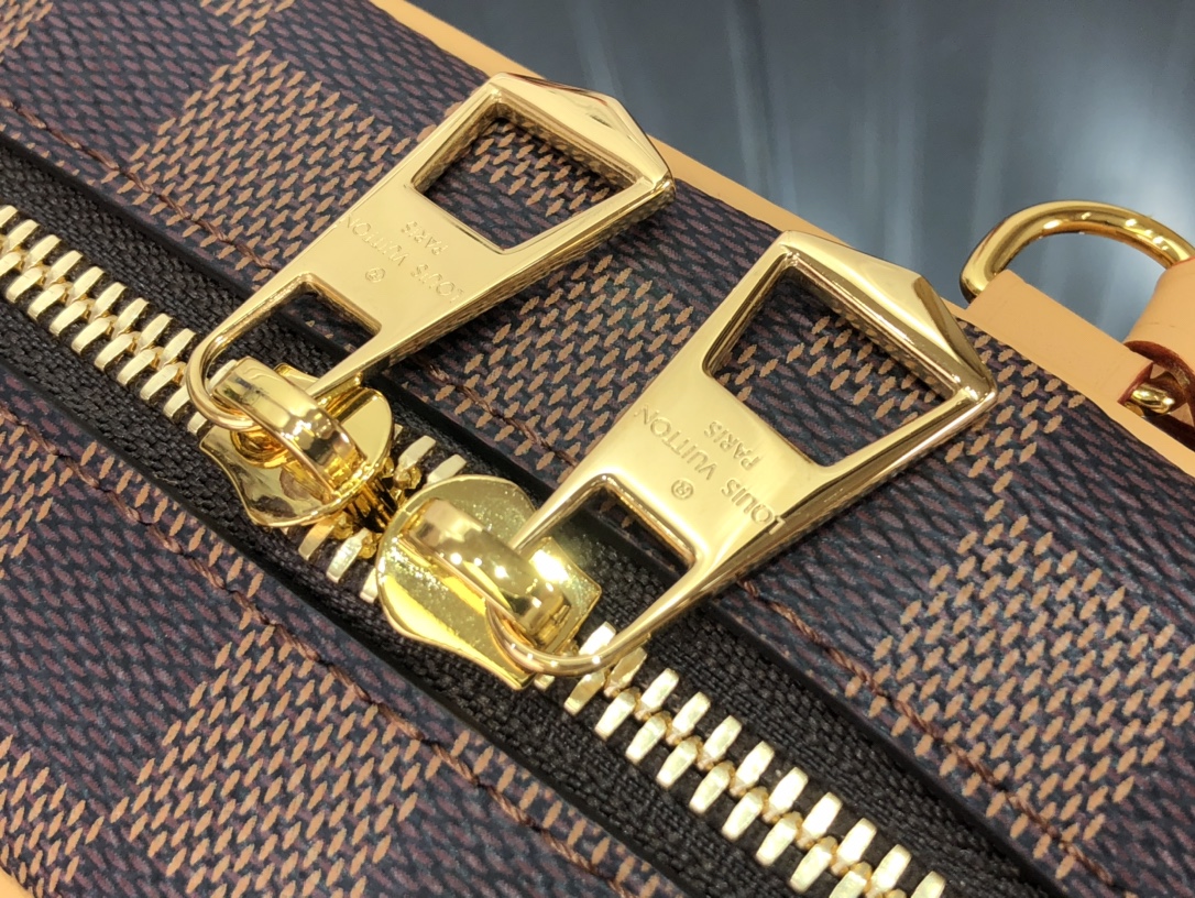 l0*is V*t0n valisette souple bb-21*16*7cm