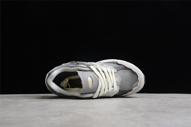 new Ba1an*e 2002r protection pack rain cloud m2002rda