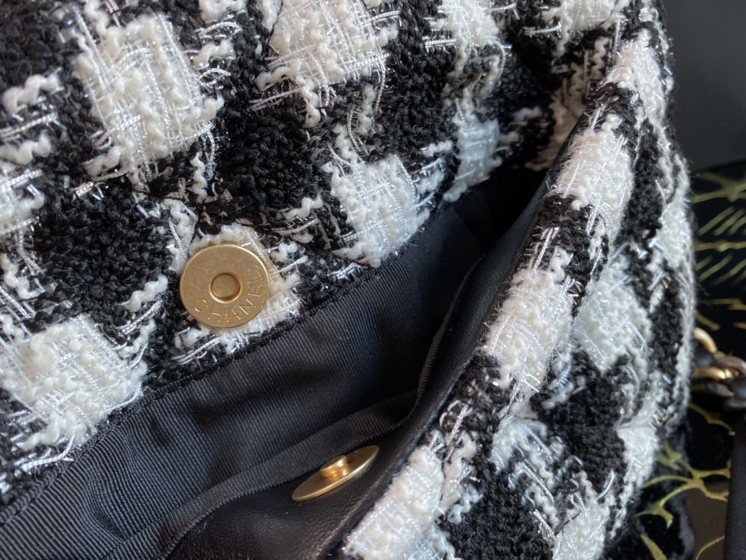 Ch@nel 19 Flap Bag-30CM