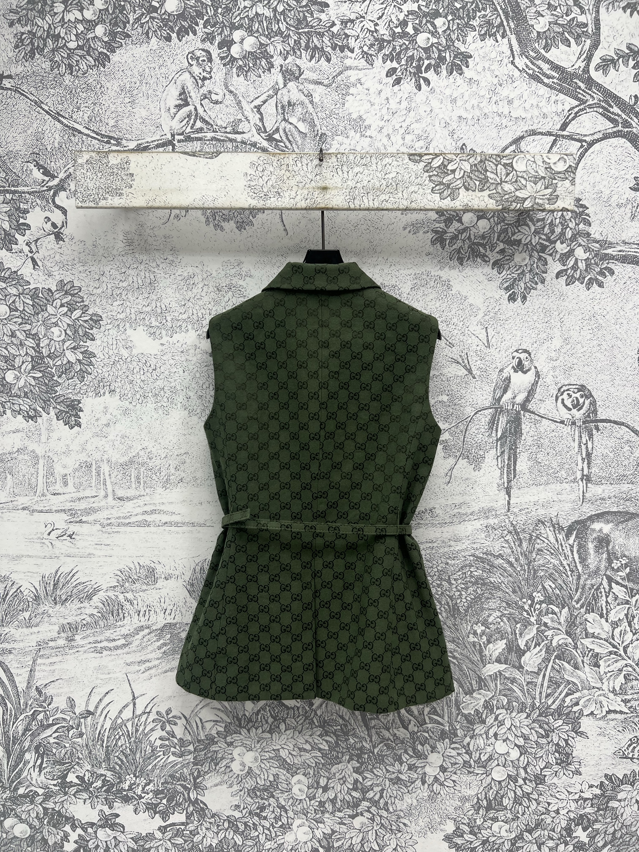 Gv*c green gg jacquard sleeveless waistcoat