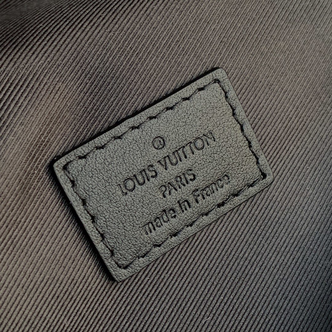 l0*is V*t0n discovery bumbag-47*20*9cm