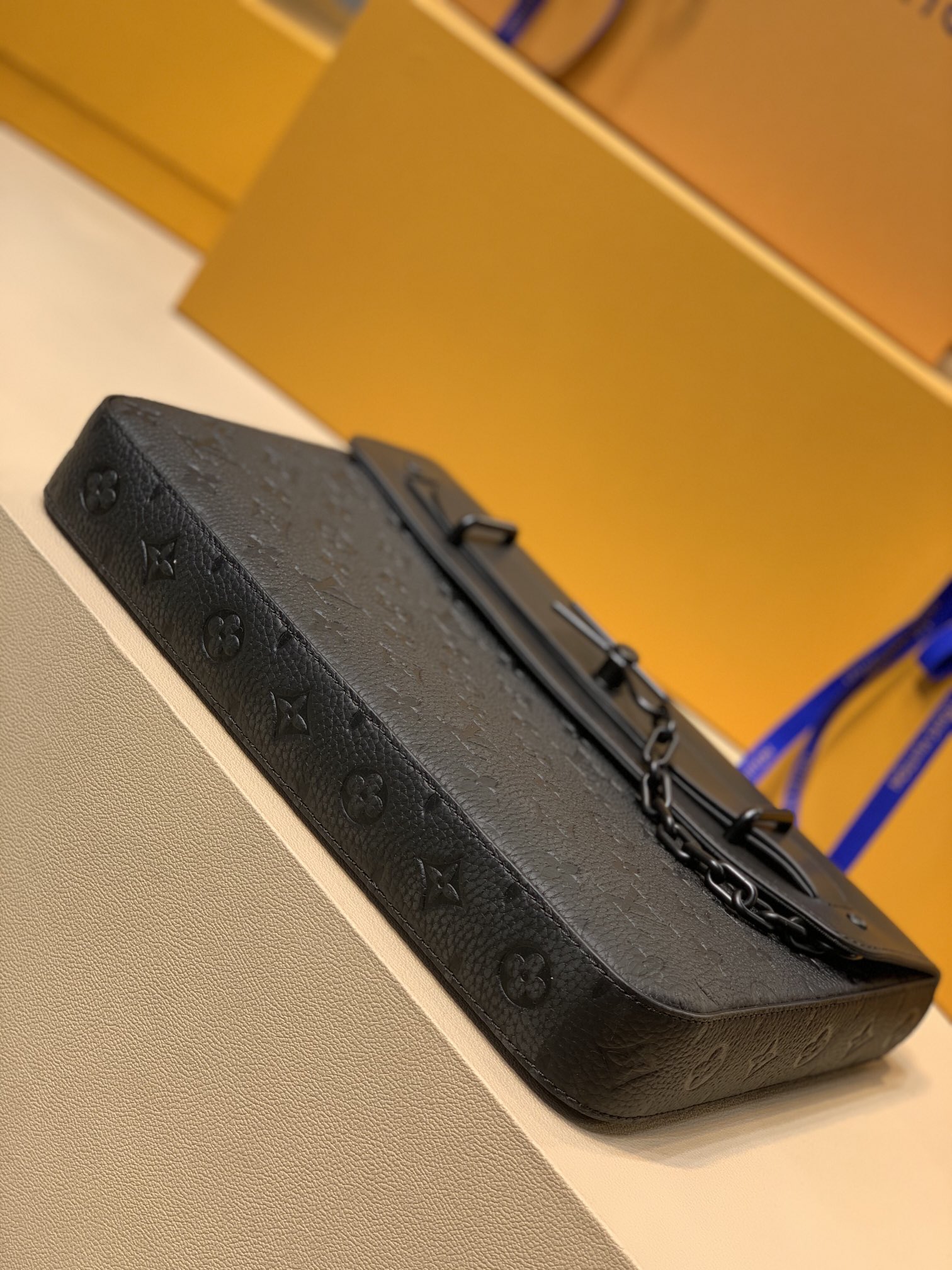 l0*is V*t0n pochette steamer -m80107-32 x 22 x 4cm