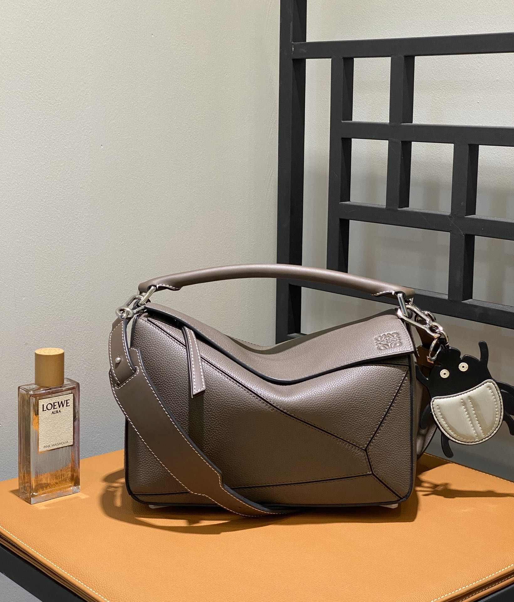 L0ew* puzzle medium bag-29*18*12cm