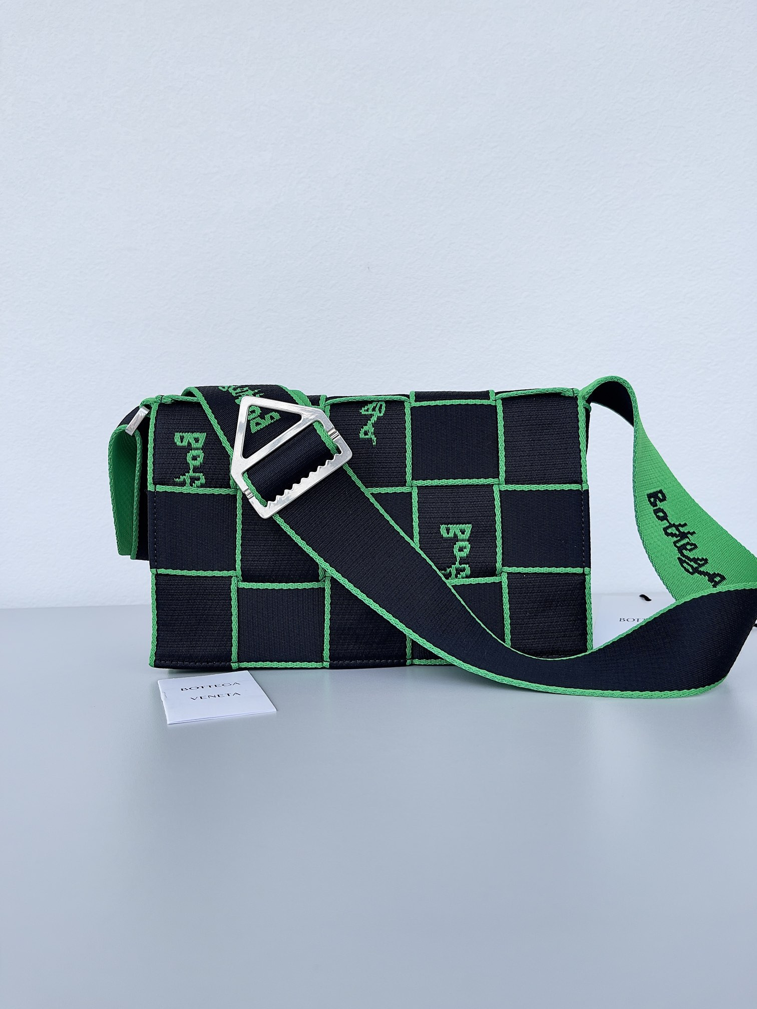 bo*te*ga Ve*ne*ta webbing crossbody bag-25*15*5cm