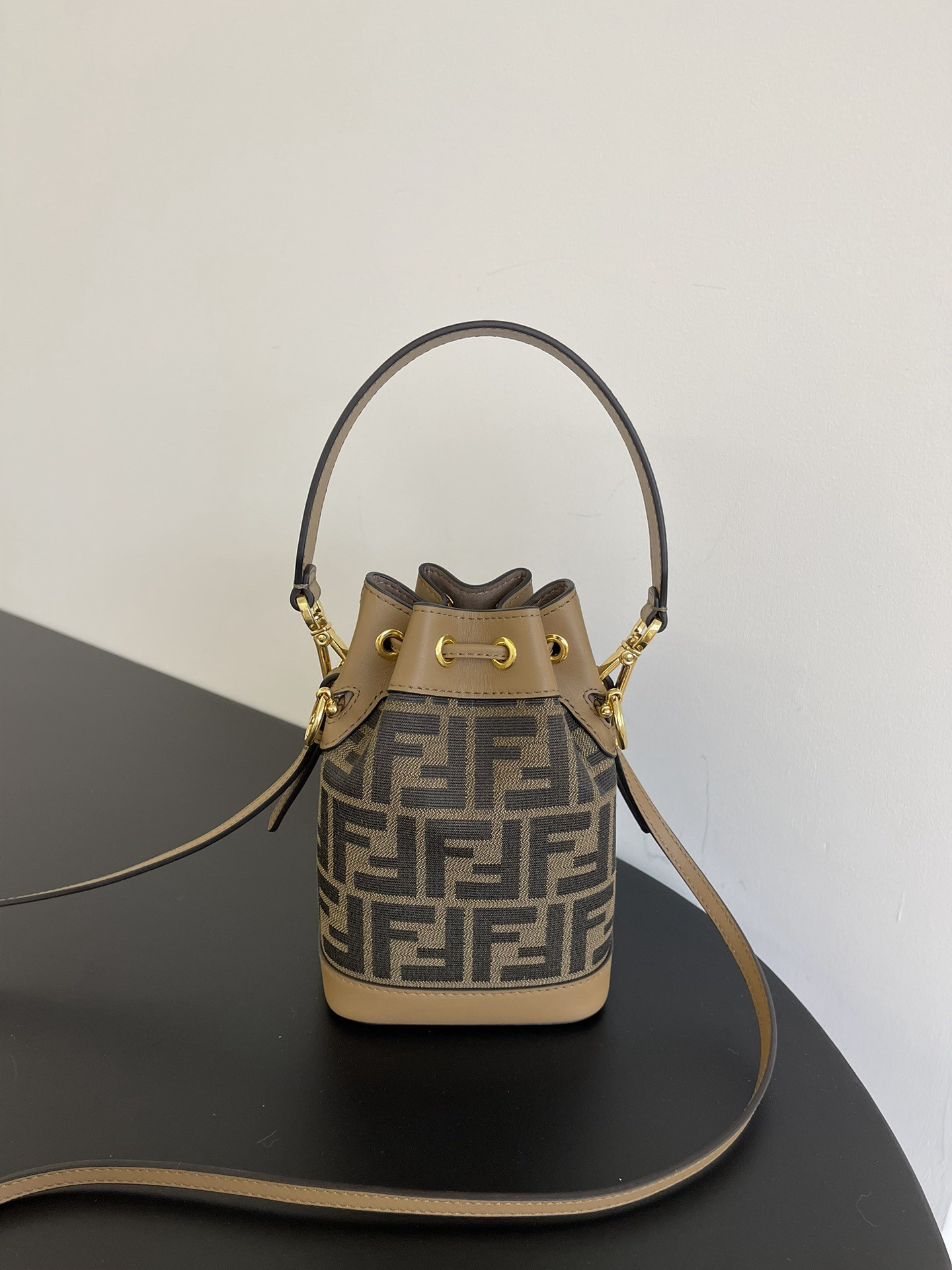 F**di mini mon tresor bag -12x18x10cm