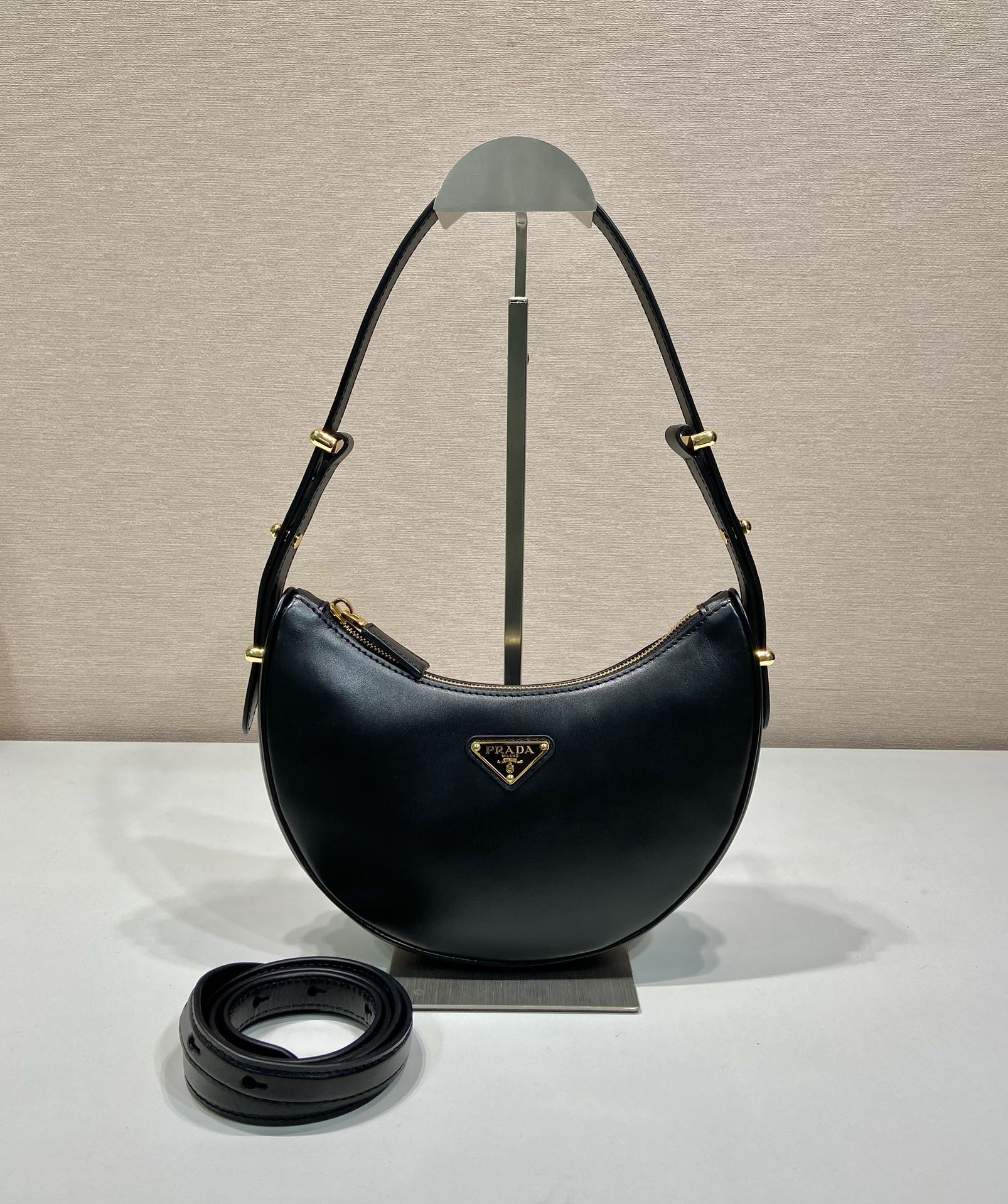 Pra*a moon handbags 1bc194-22.5*18.5*6.5cm