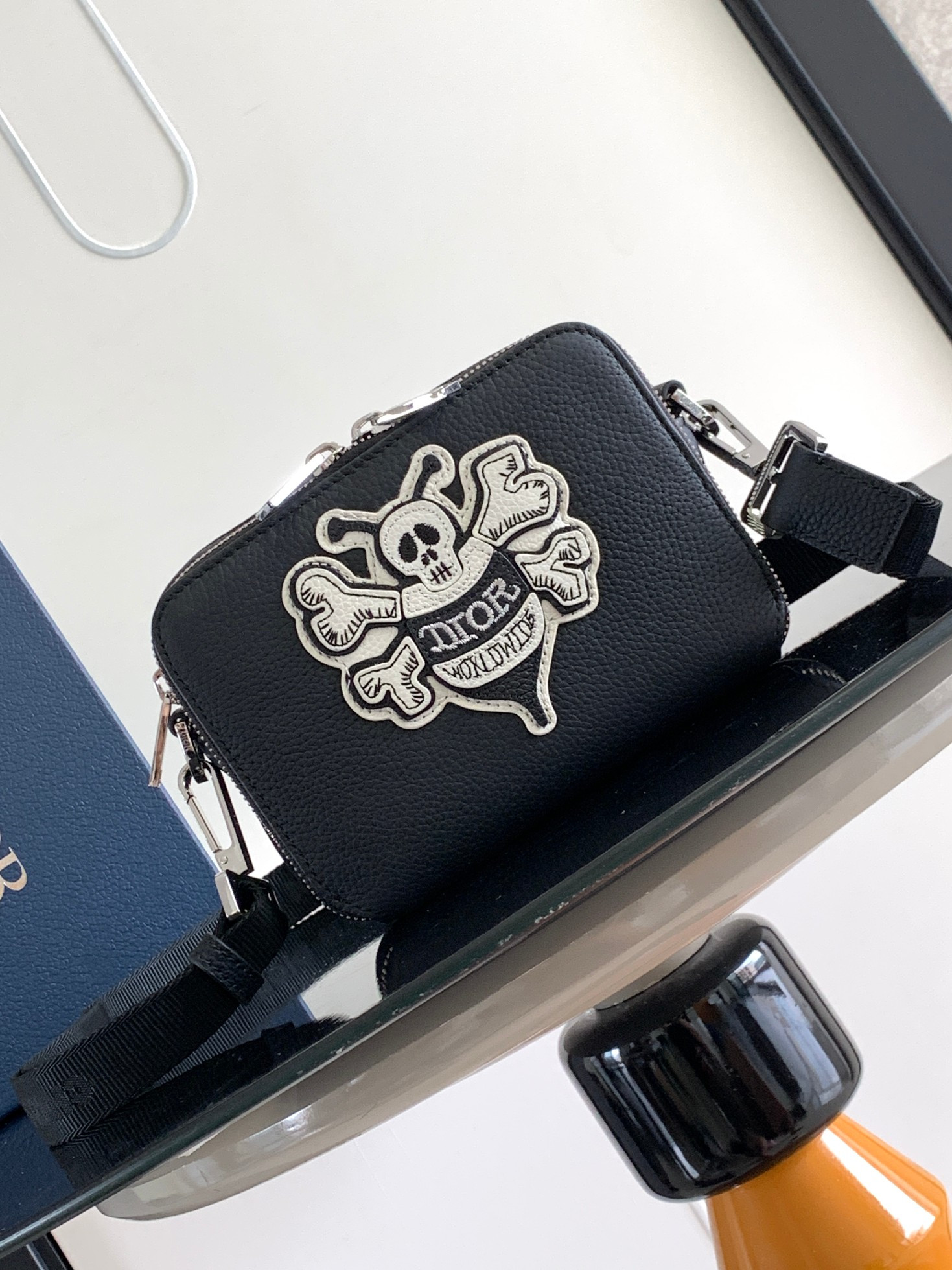 D*or oblique handlebag-17 x 12.5 x 55cm