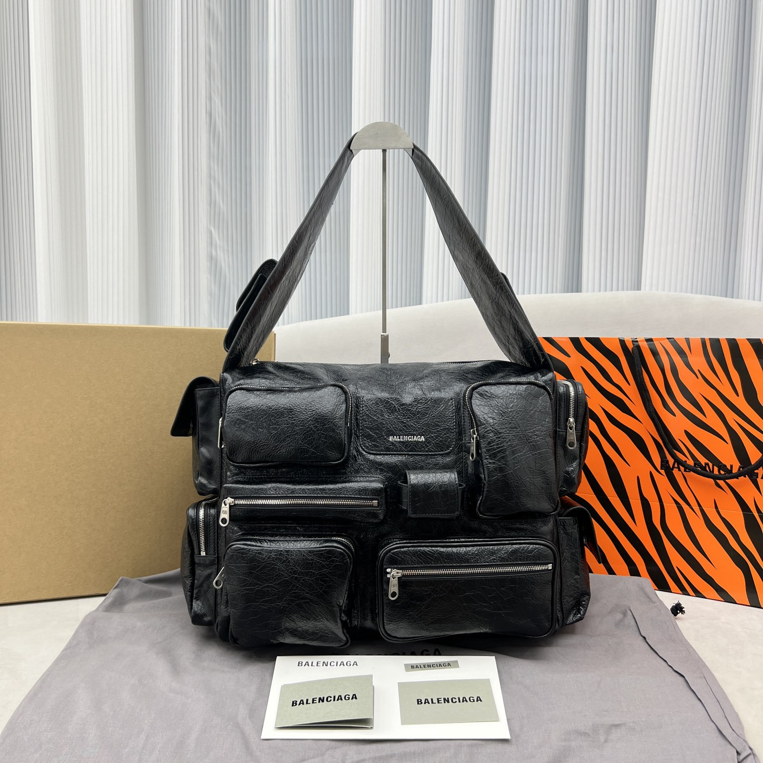 balenciag S*perbusy handbags-40*28*18cm