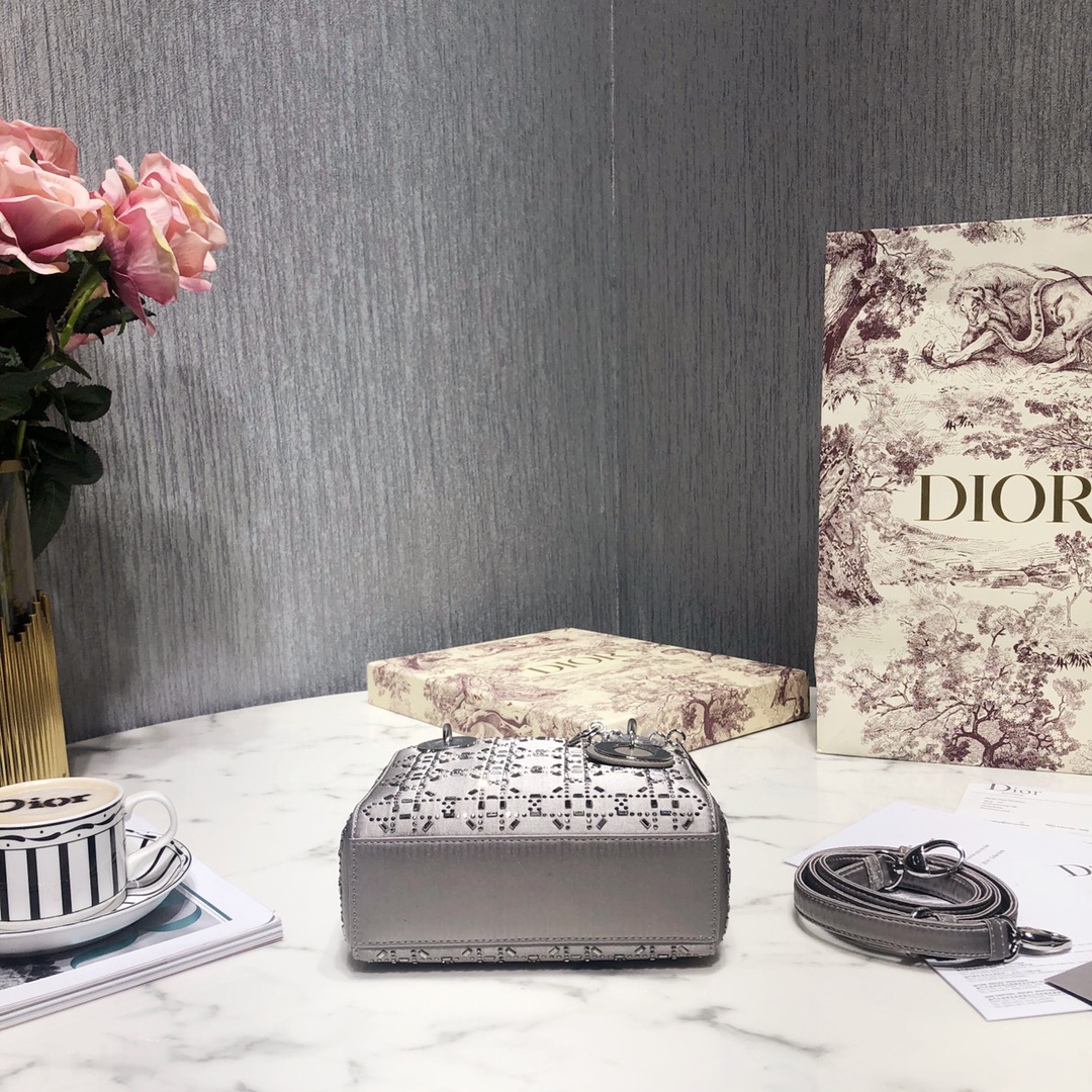 lady D*or mini-17*15*8cm