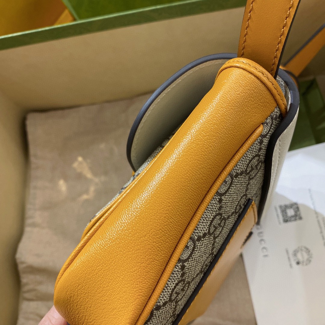 G*u*i padlock bag-21x14x5cm