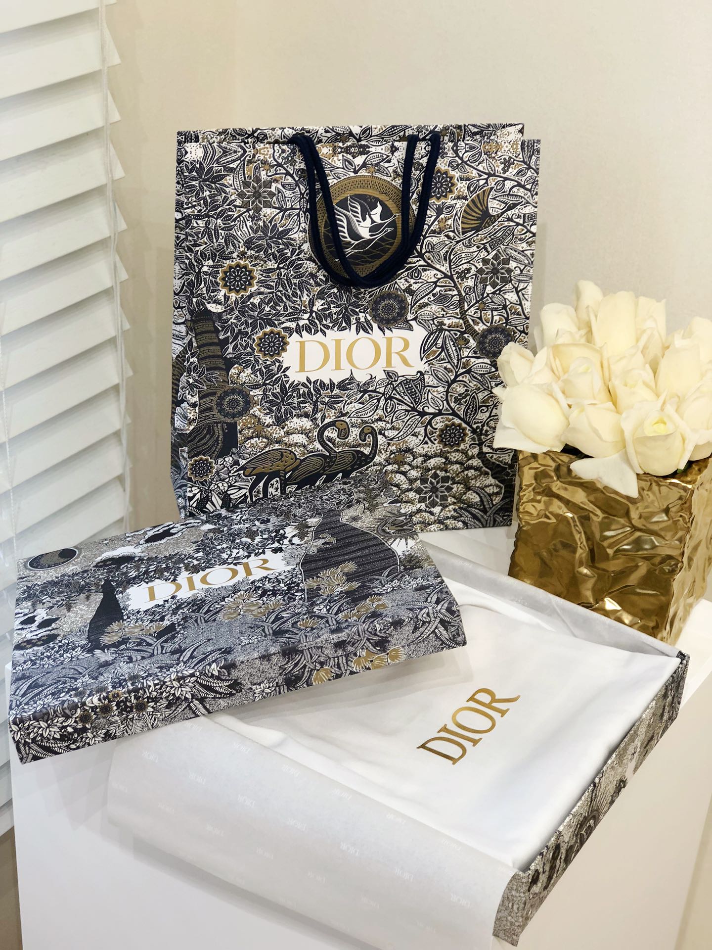 D*or mini book tote-23*17*7cm