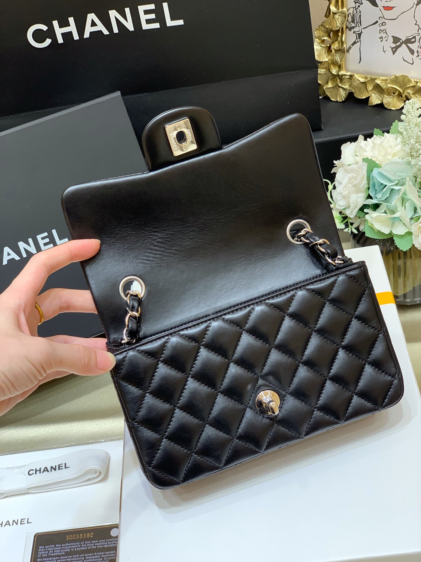 Ch@nel Flap Bag-Lambskin-Silver Hardware-20CM