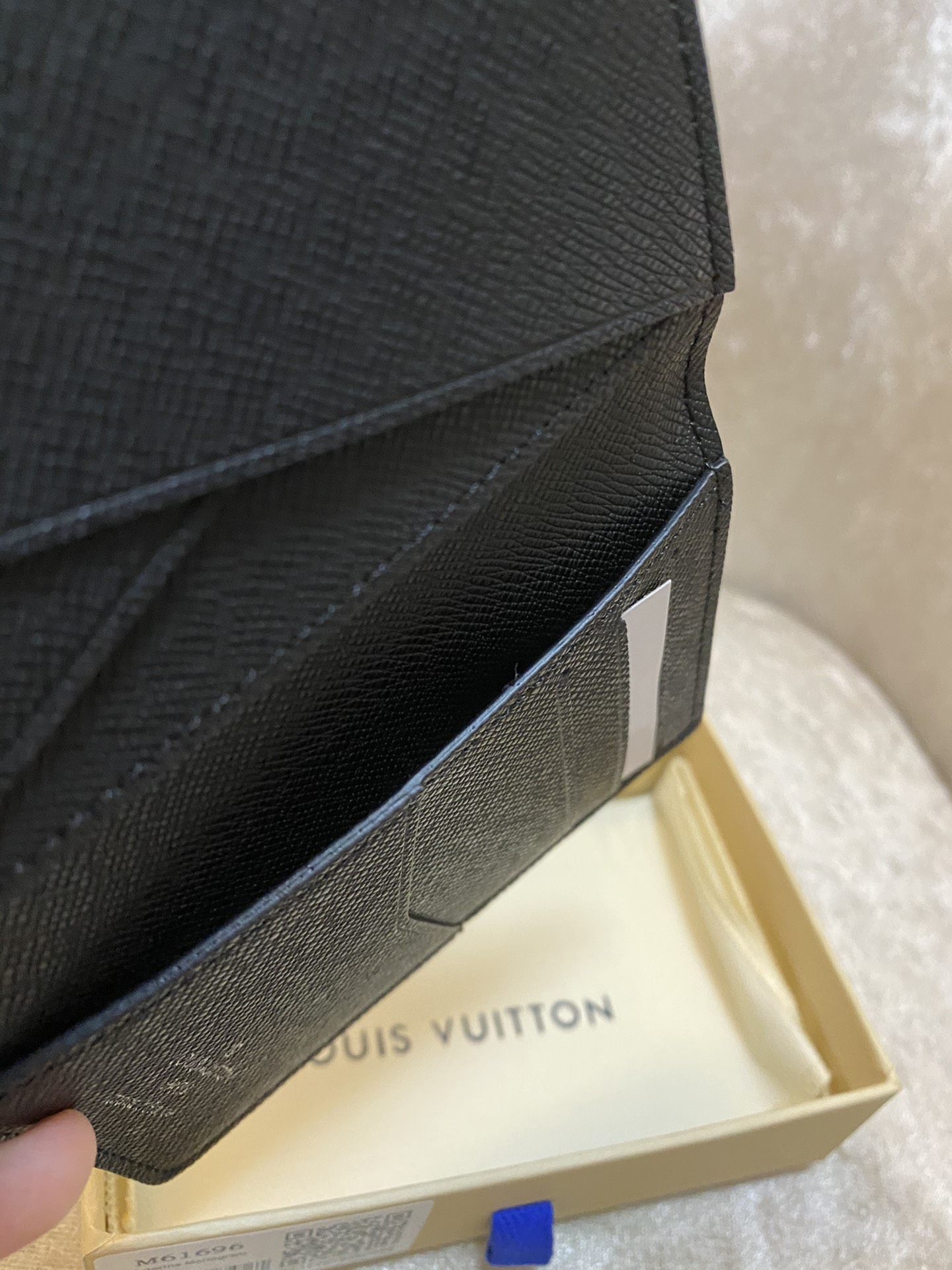 l0*is V*t0n pocket organizer wallet-11x7cm