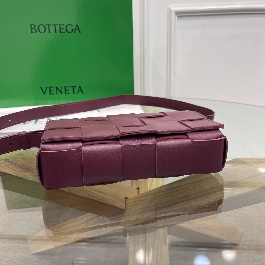 bo*te*ga Ve*ne*ta crossbody bag-23*15*6cm