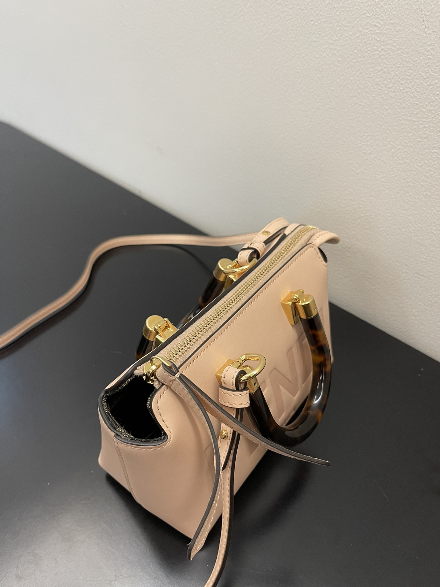 F**di by the way boston-17*8*12cm