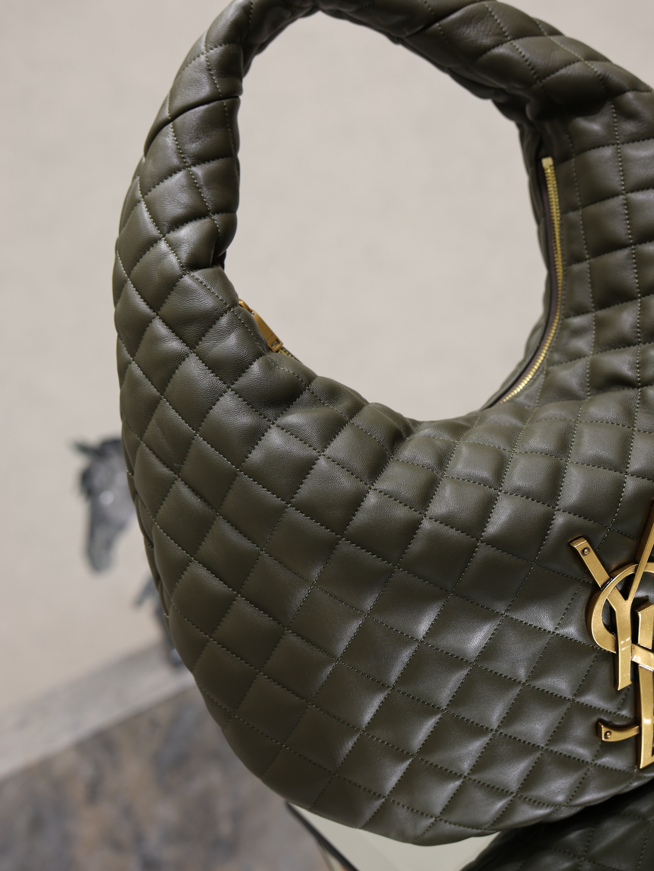 Sa1nt Lau*nt Icare Hobo Bag in Quilted Suede -44*30*7CM